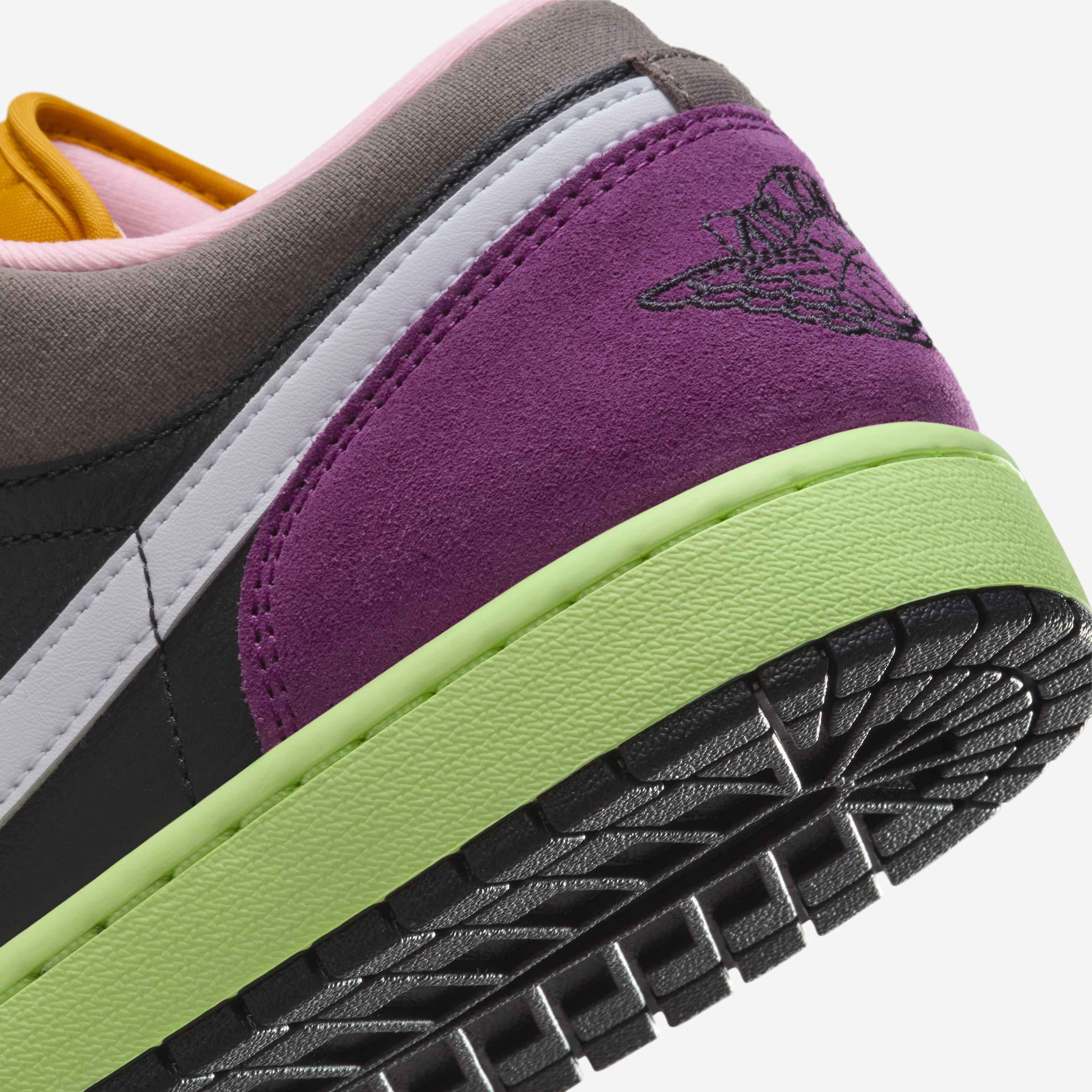 Air Jordan 1 Low SE image number 7