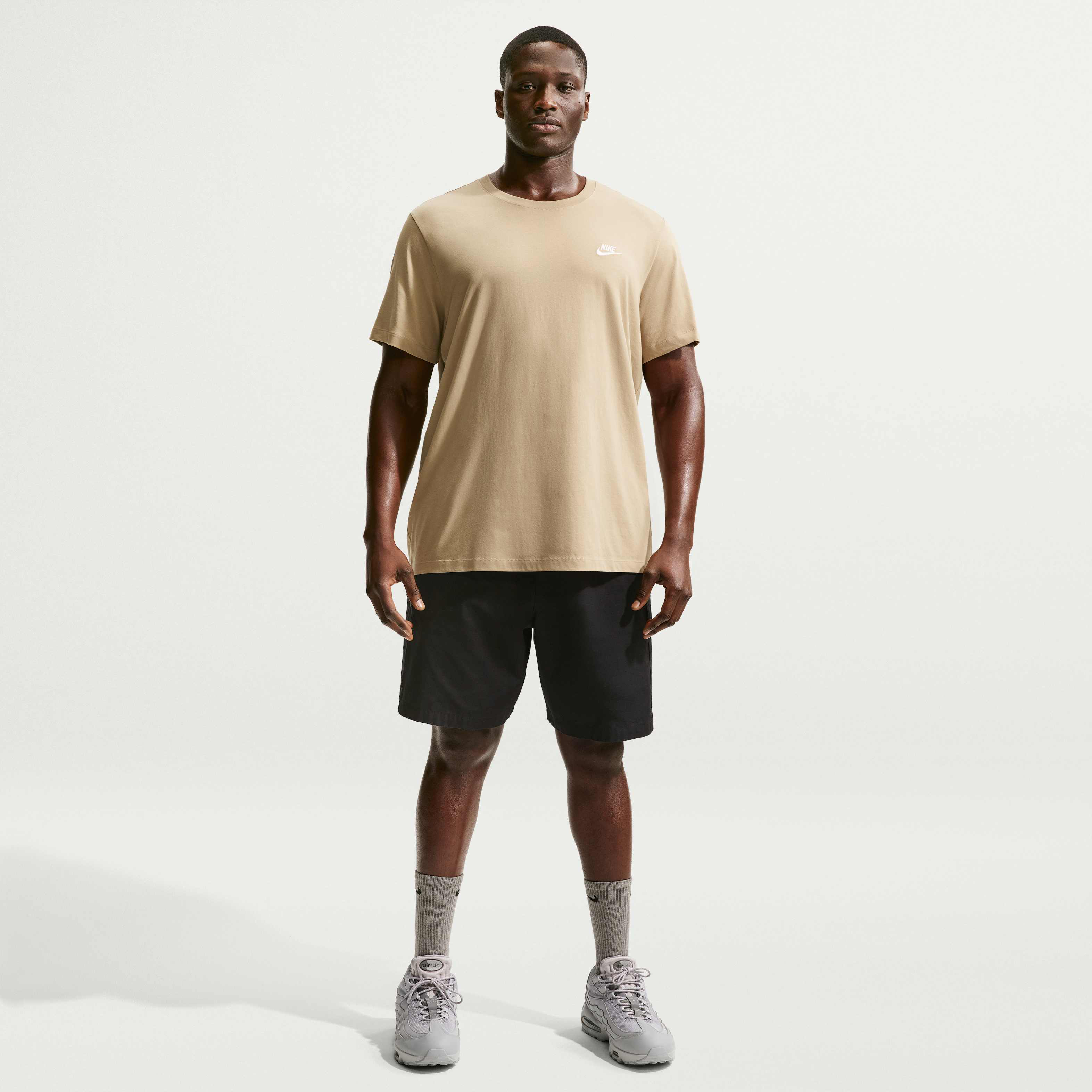 Nike Sportswear Club image number 8