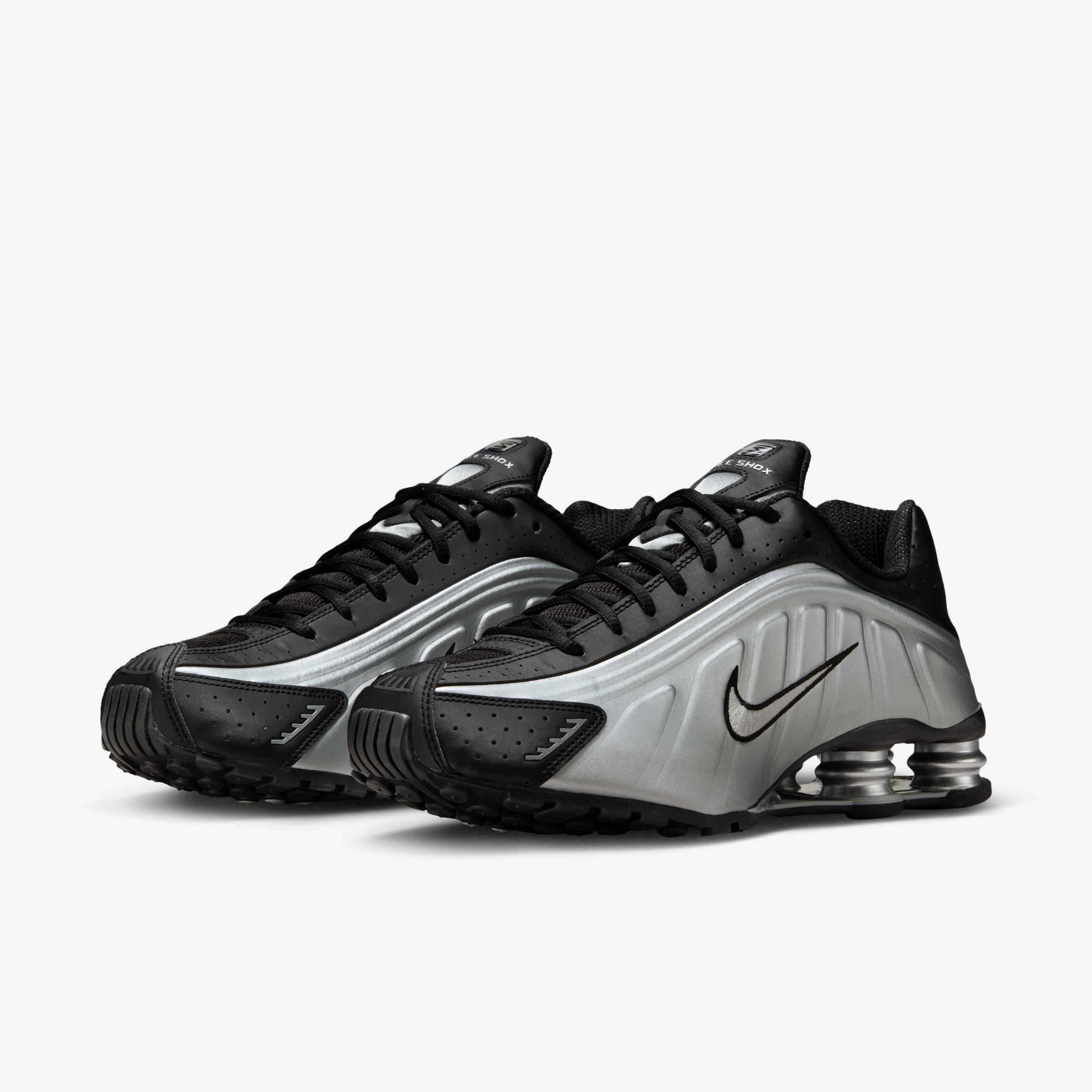 Nike Shox R4 image number 4