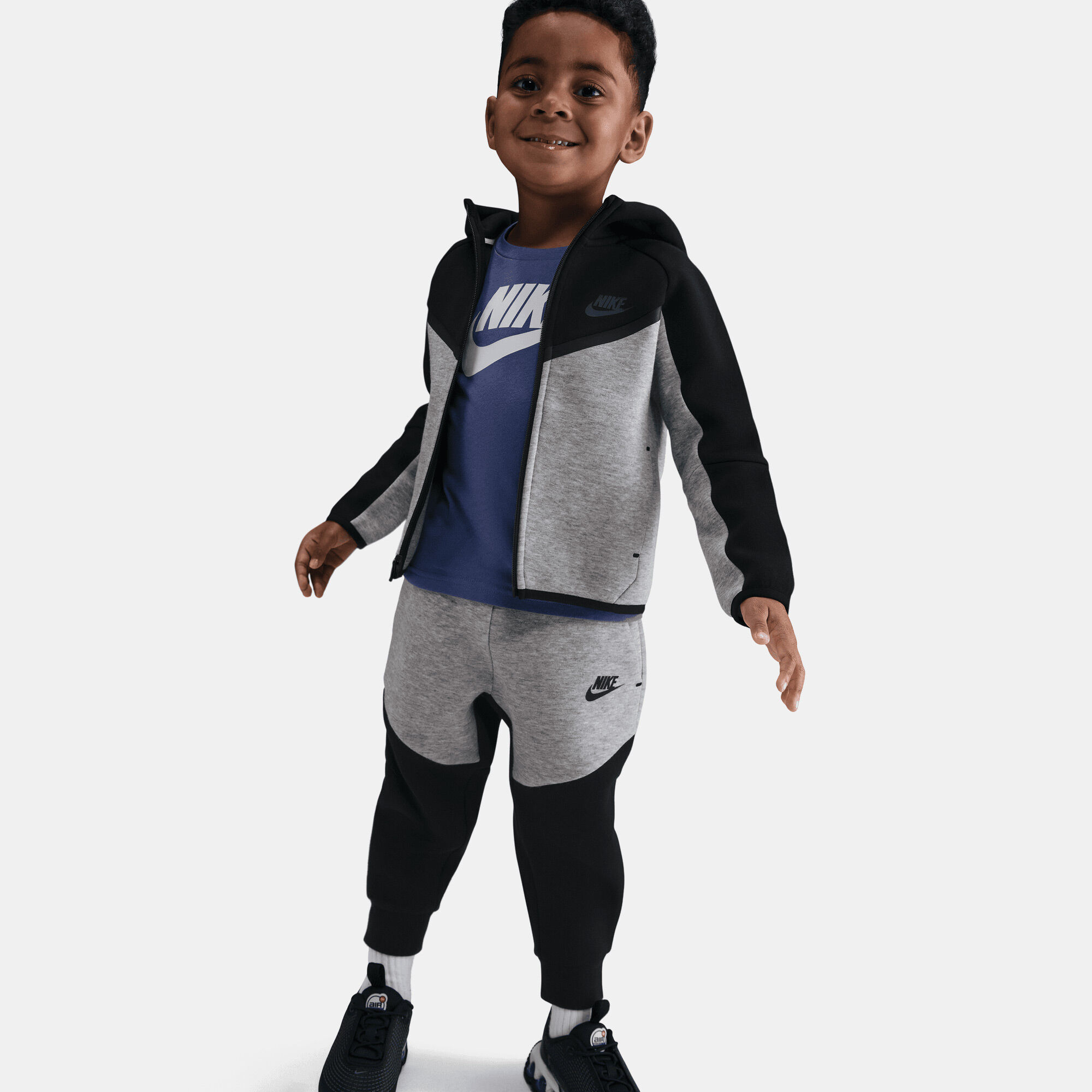 Nike Sportswear image number 8