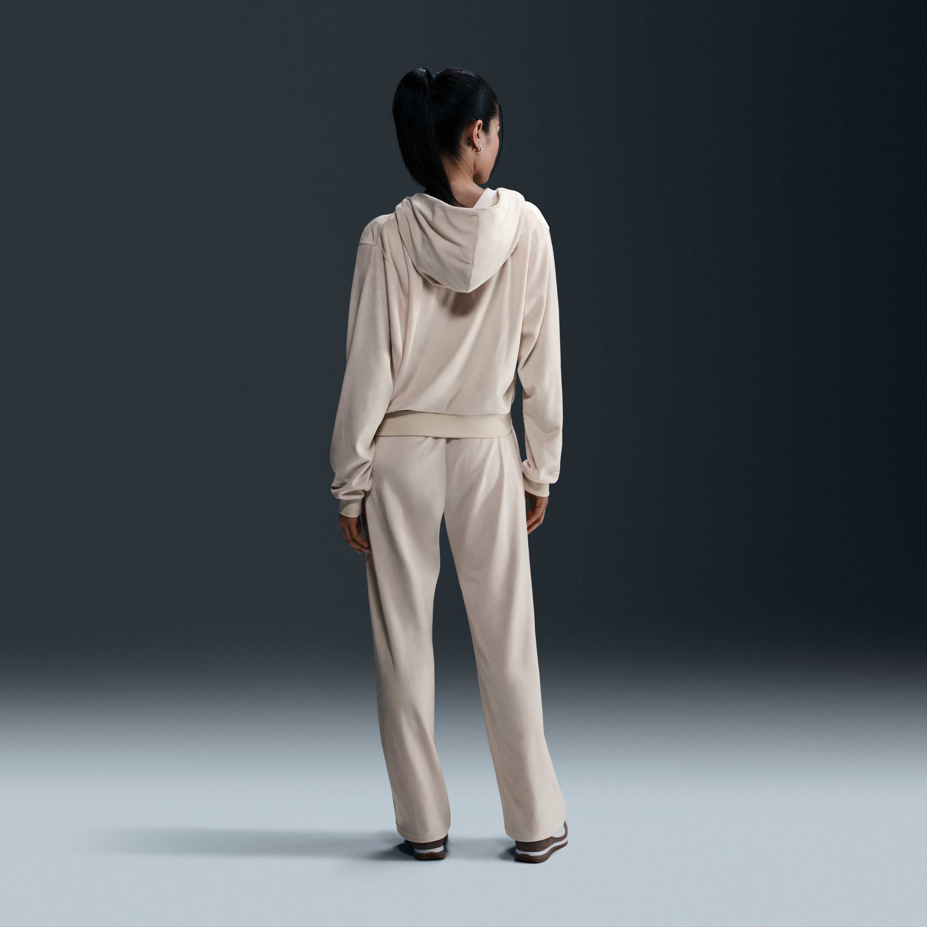 نايكي سبورتسوير تشيل نت image number 4