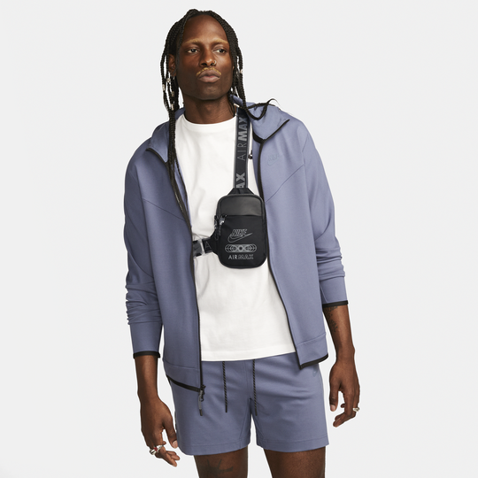 Shop Sportswear Essentials Cross Body Bag 1L Nike UAE