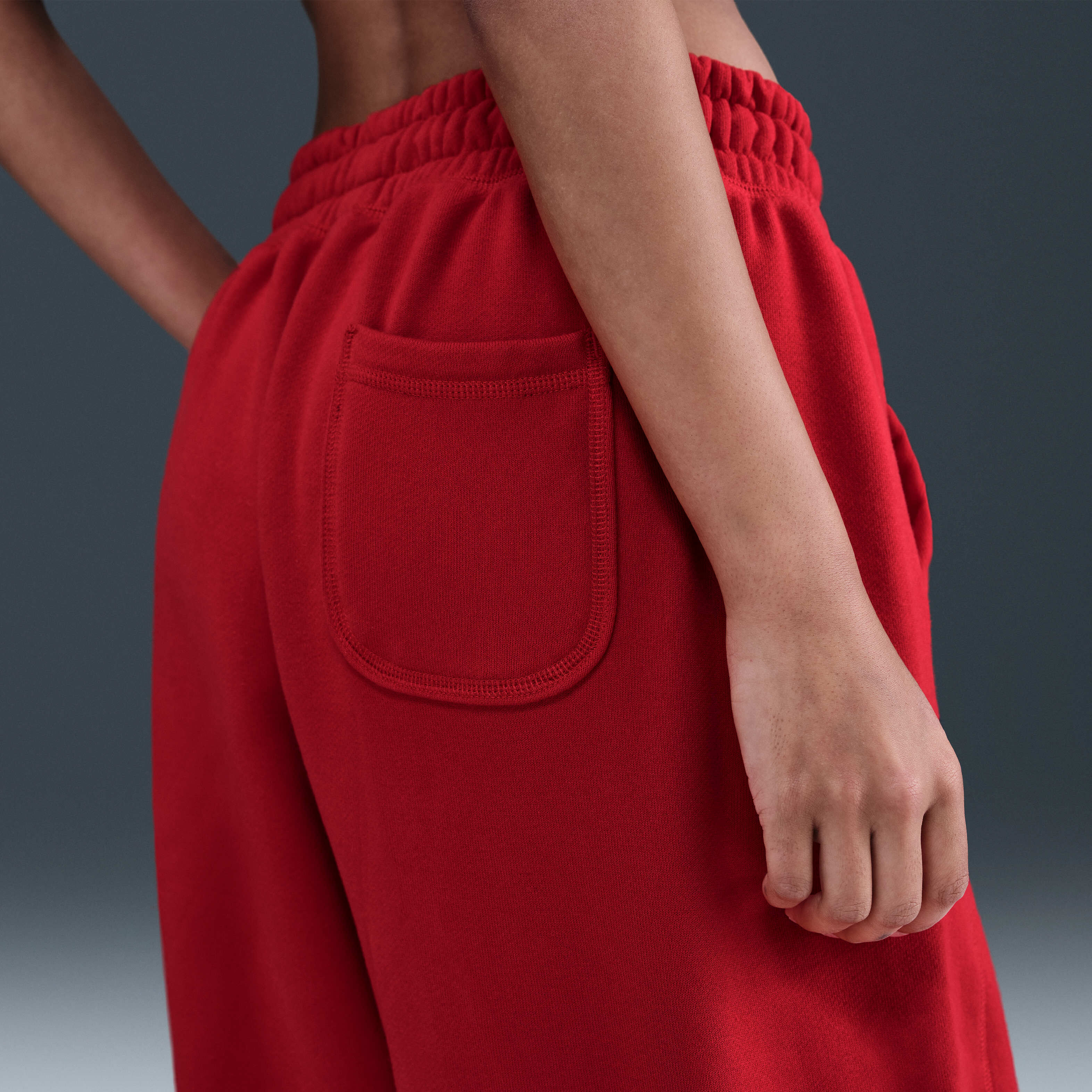 نايكي سبورتسوير image number 2