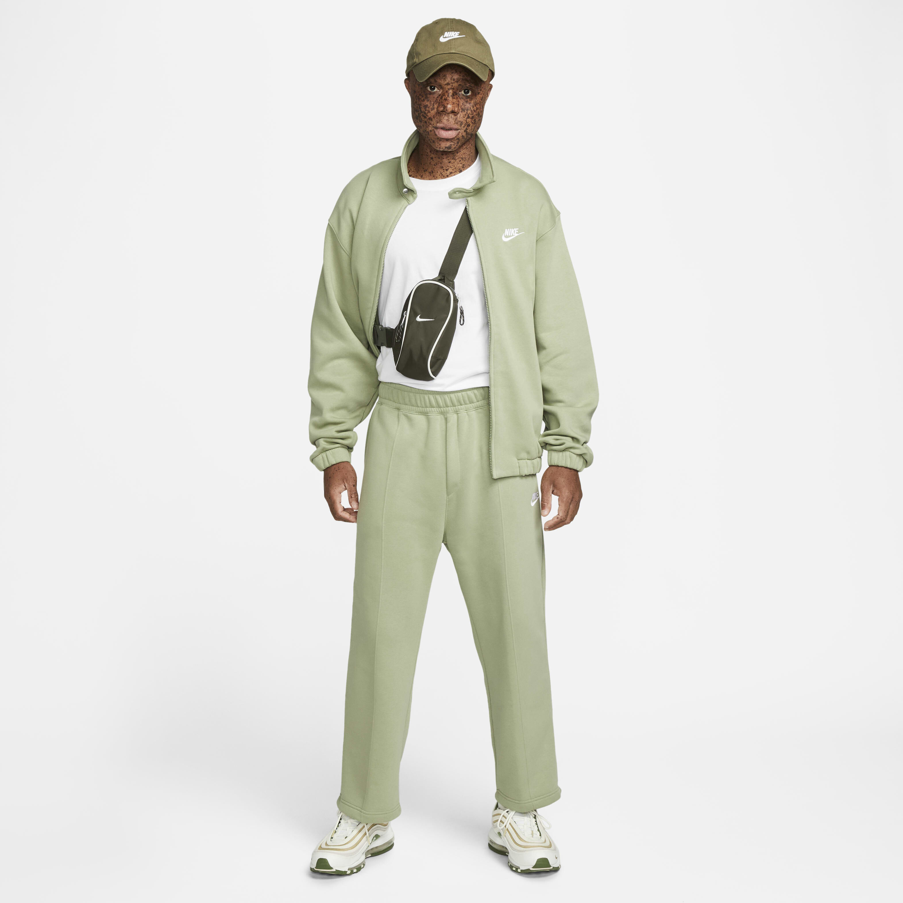 Buy Nike Club Fleece Men s Cropped Trousers Nike UAE Official
