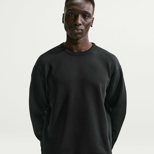 ستايلات Y2K-نايكي, نايكي 24.7 امبوسبلي سوفت, سويتشيرت دراي-فت للرجال