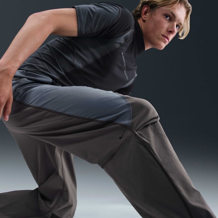 Nike Tech image number 4 Nike Tech image number 4