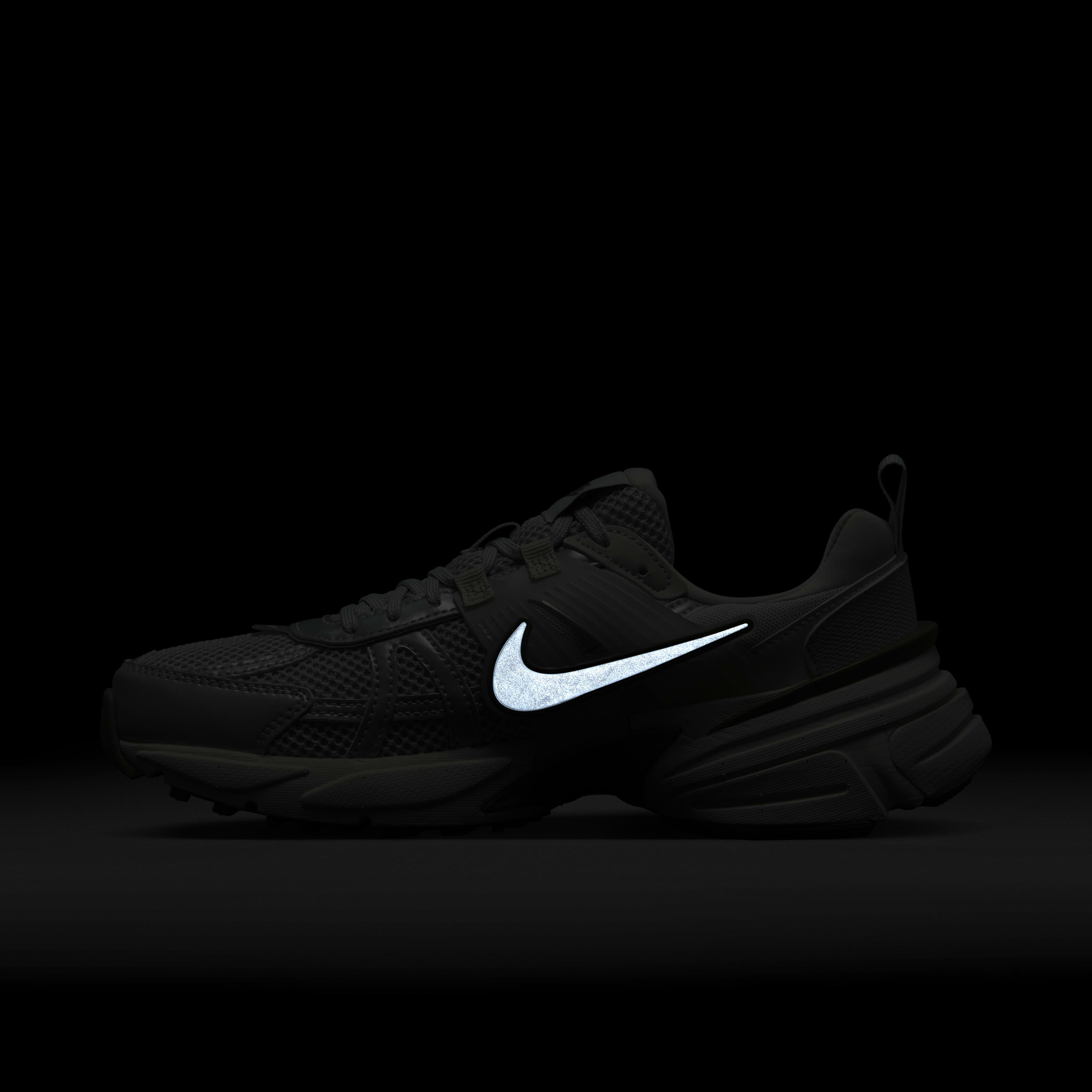 Nike V2K Run image number 10
