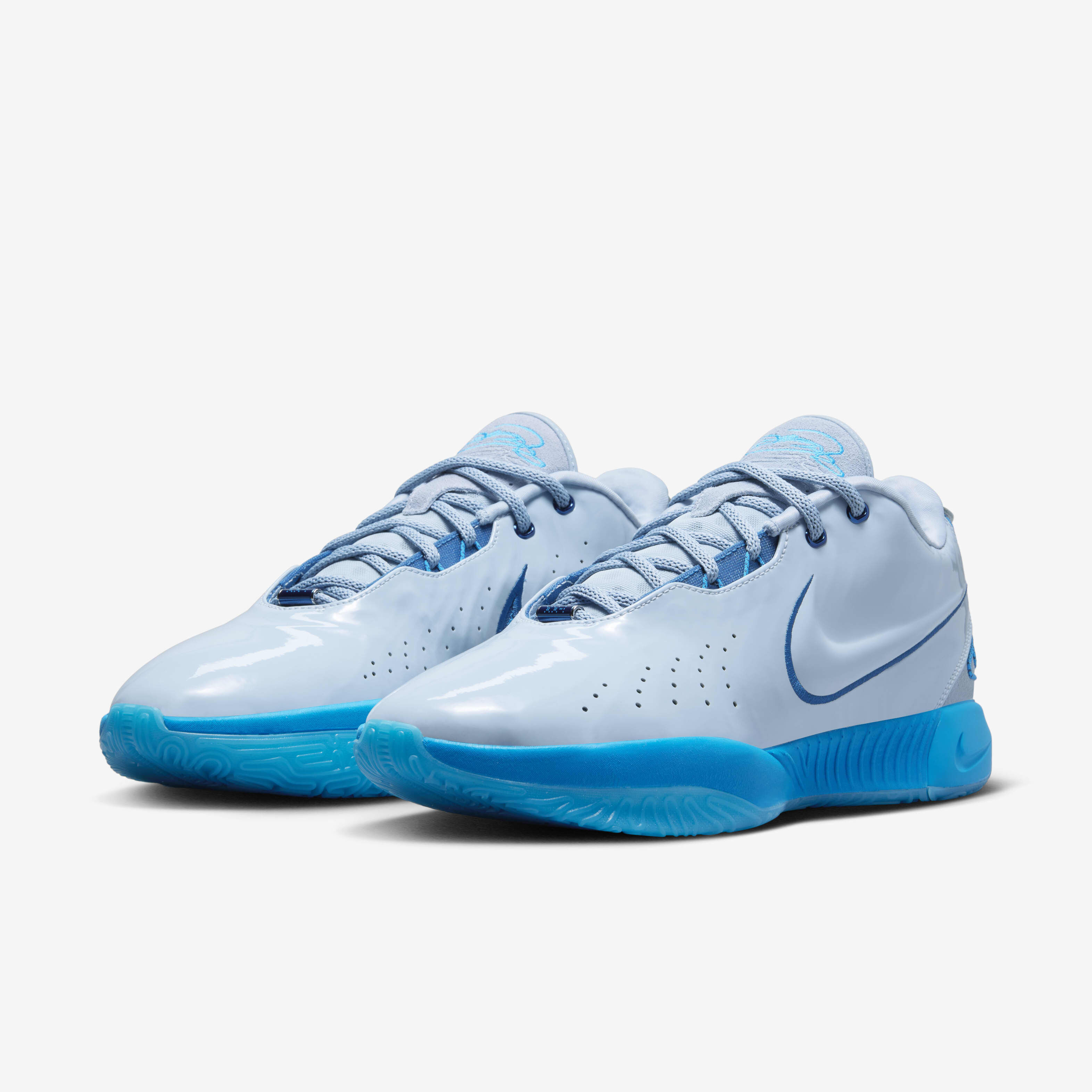 Tennis nike lebron on sale