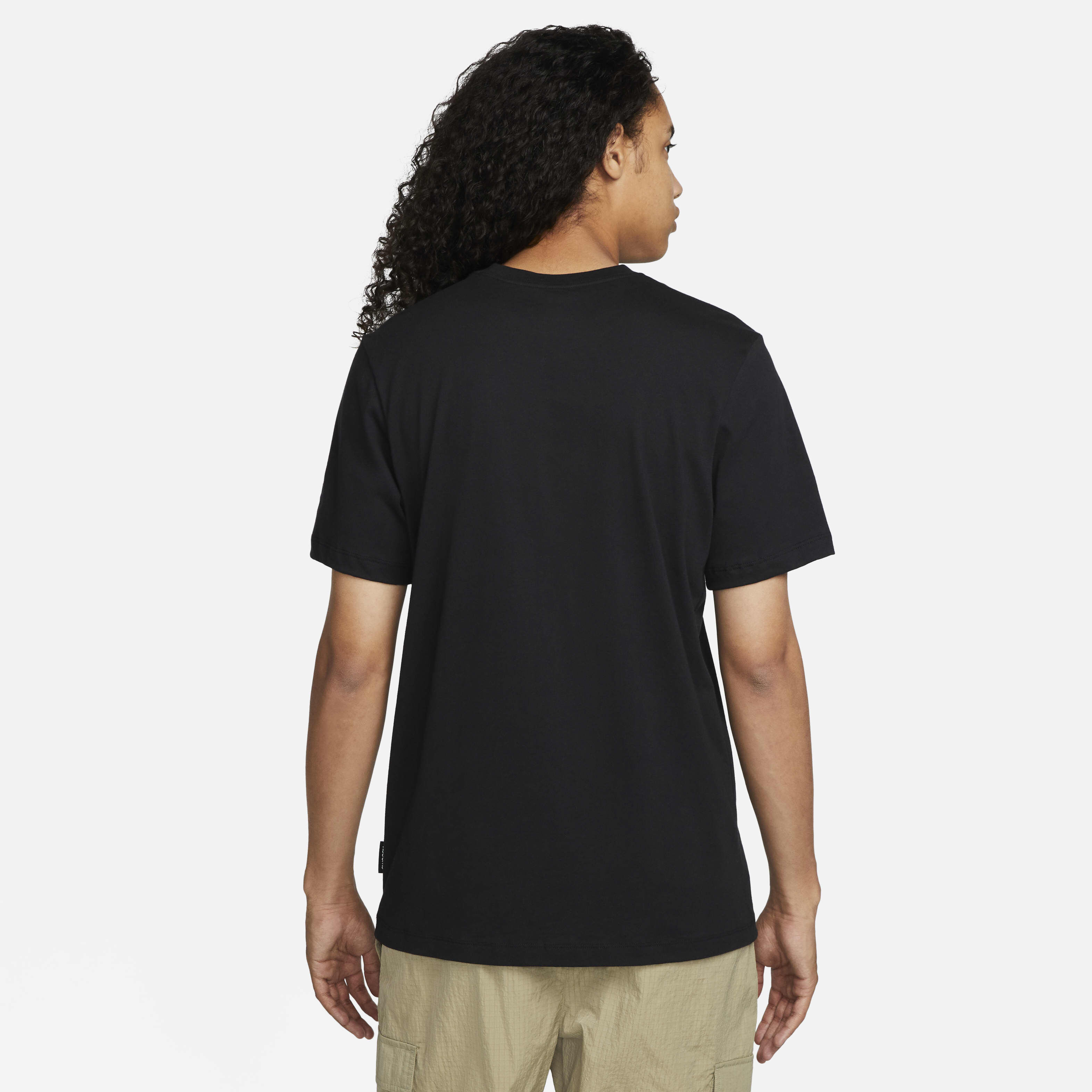 نايكي سبورتسوير image number 1