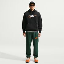Nike Sportswear Club