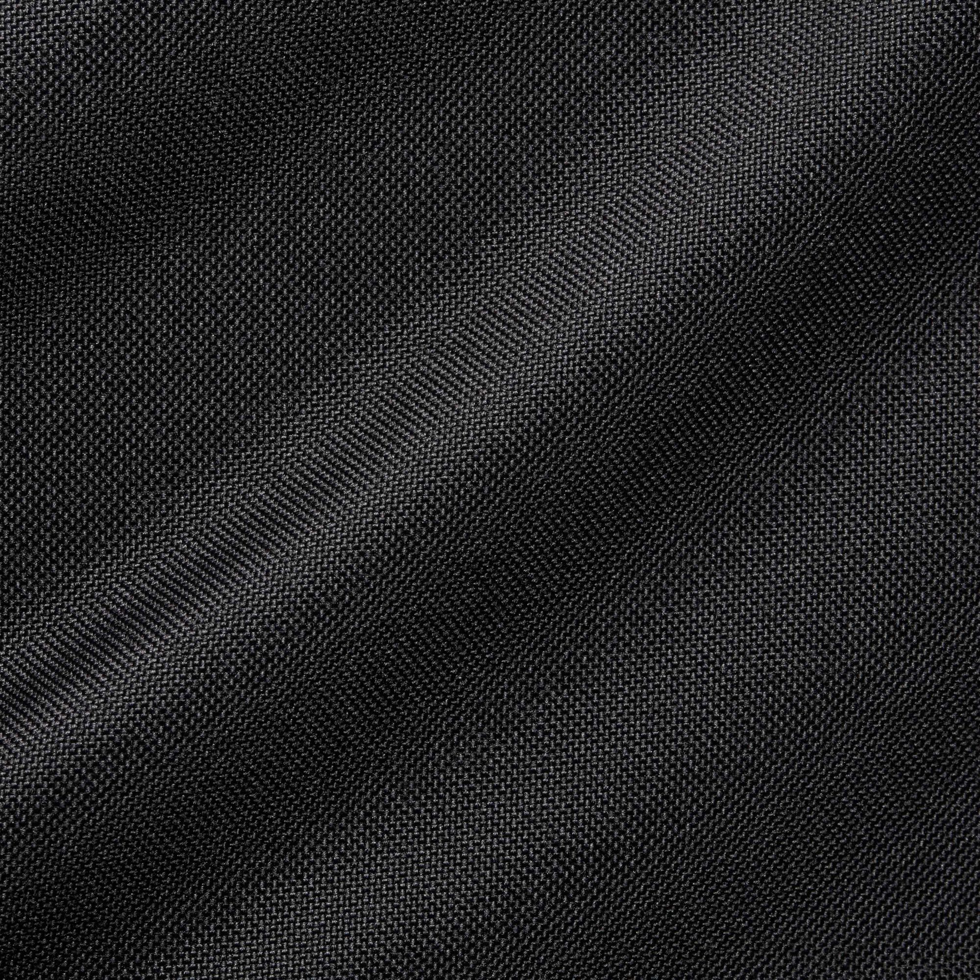 Zoom image