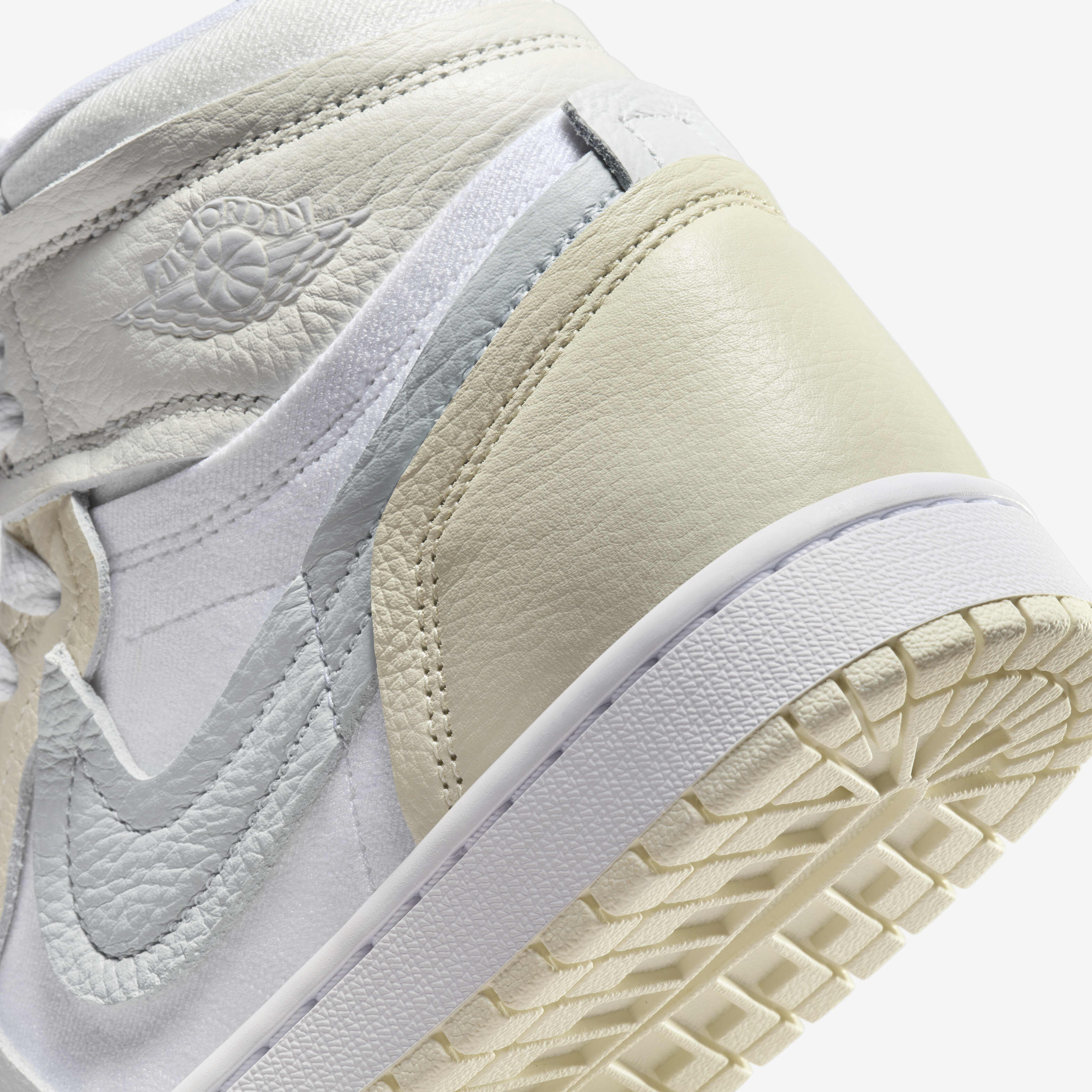 Air Jordan 1 High Method of Make image number 7