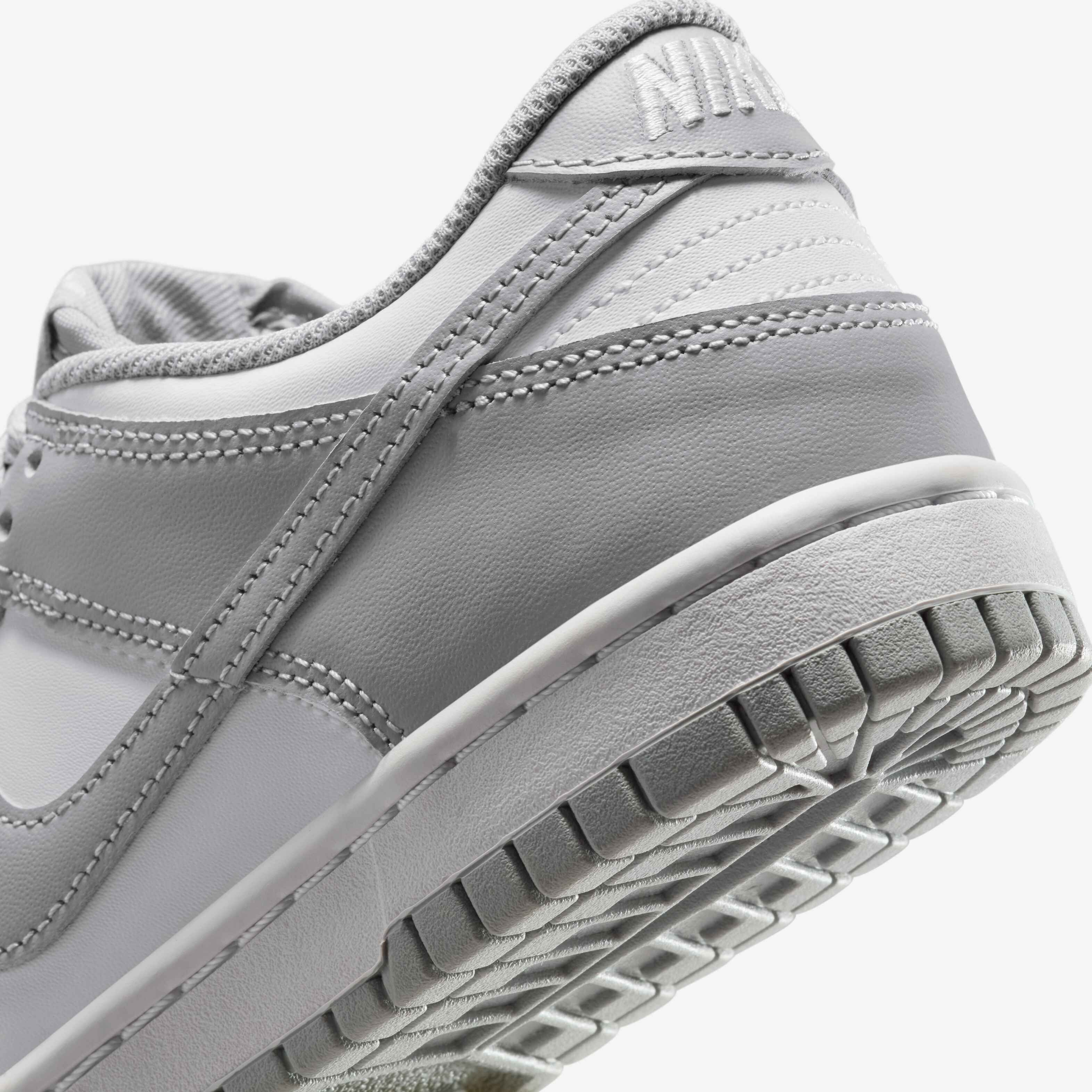 Nike Dunk Low image number 7