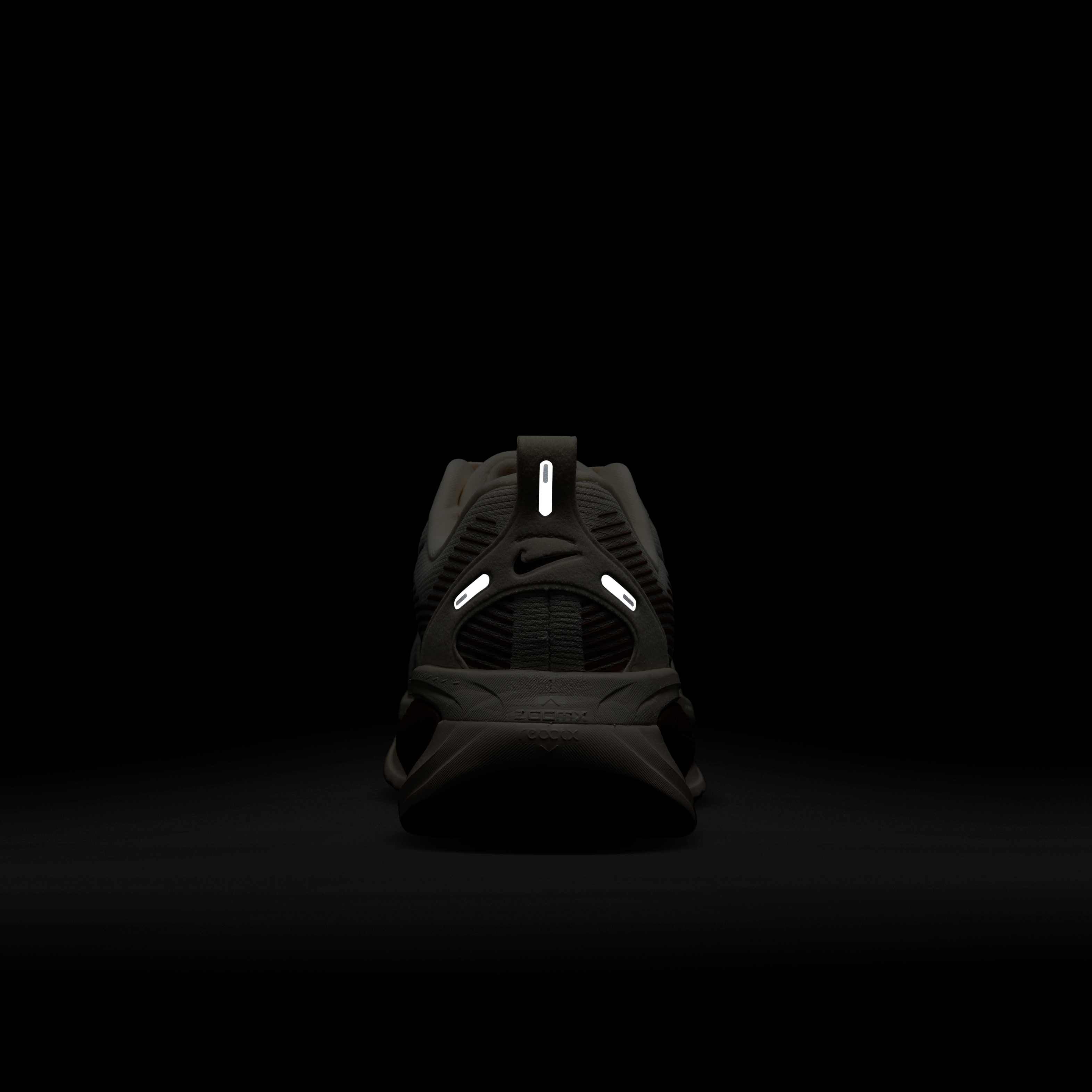 نايكي فوميرو 18 image number 8