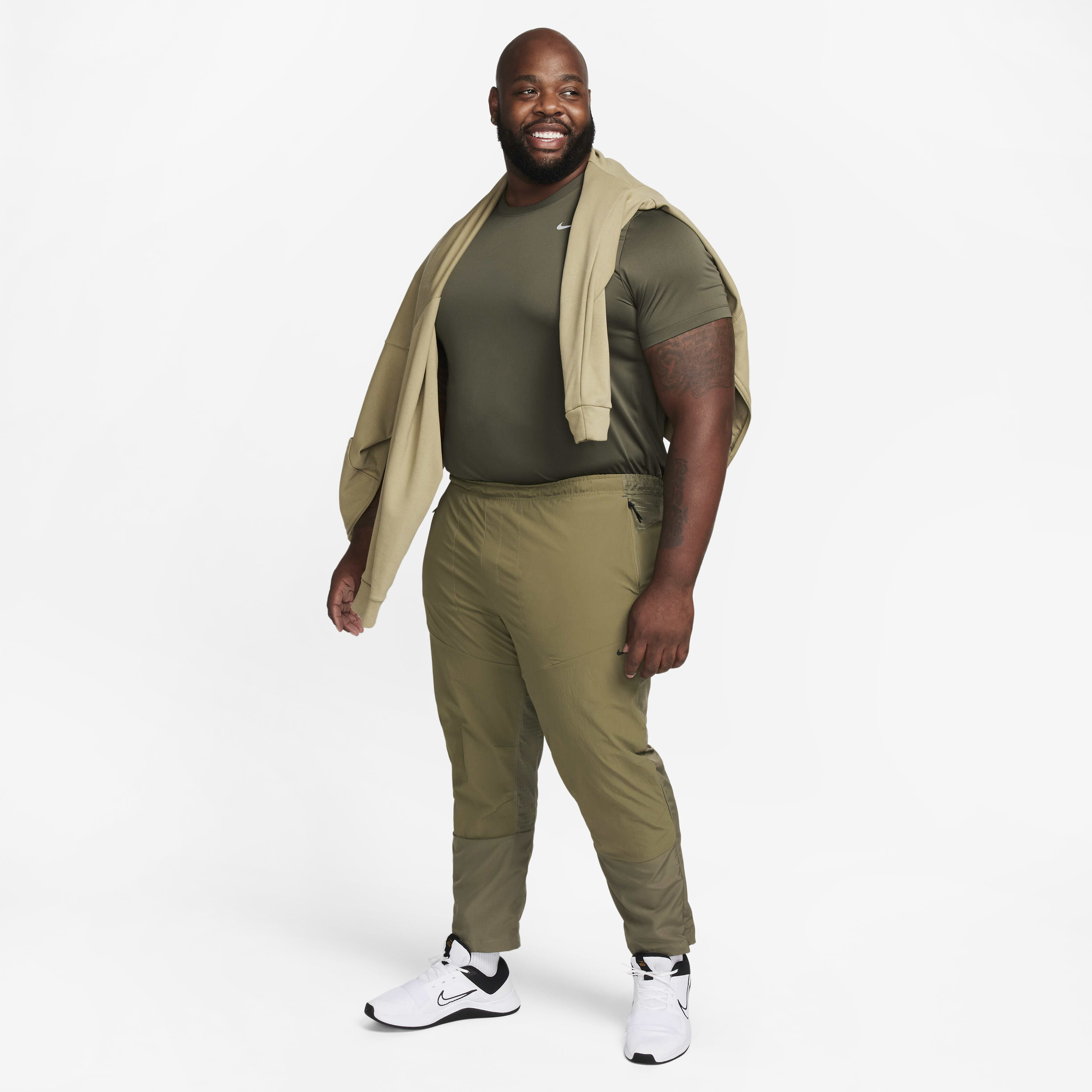 Nike APS image number 17