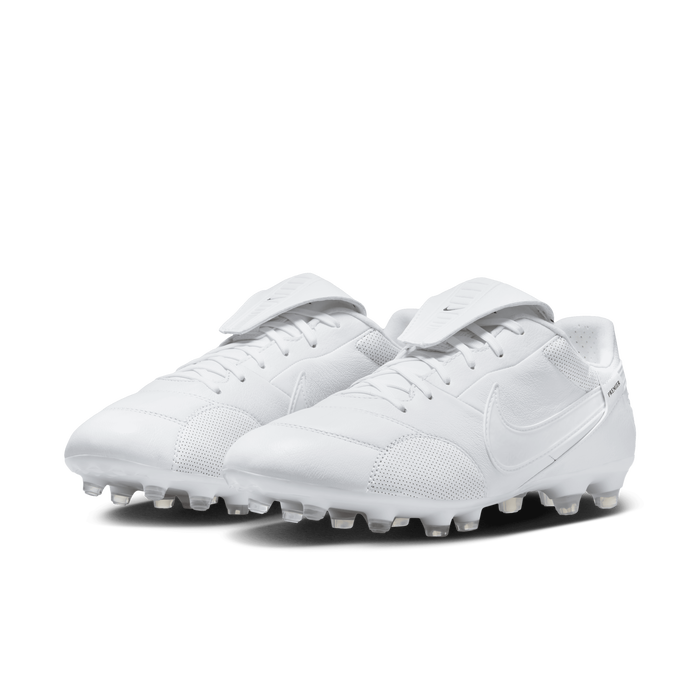 NikePremier 3