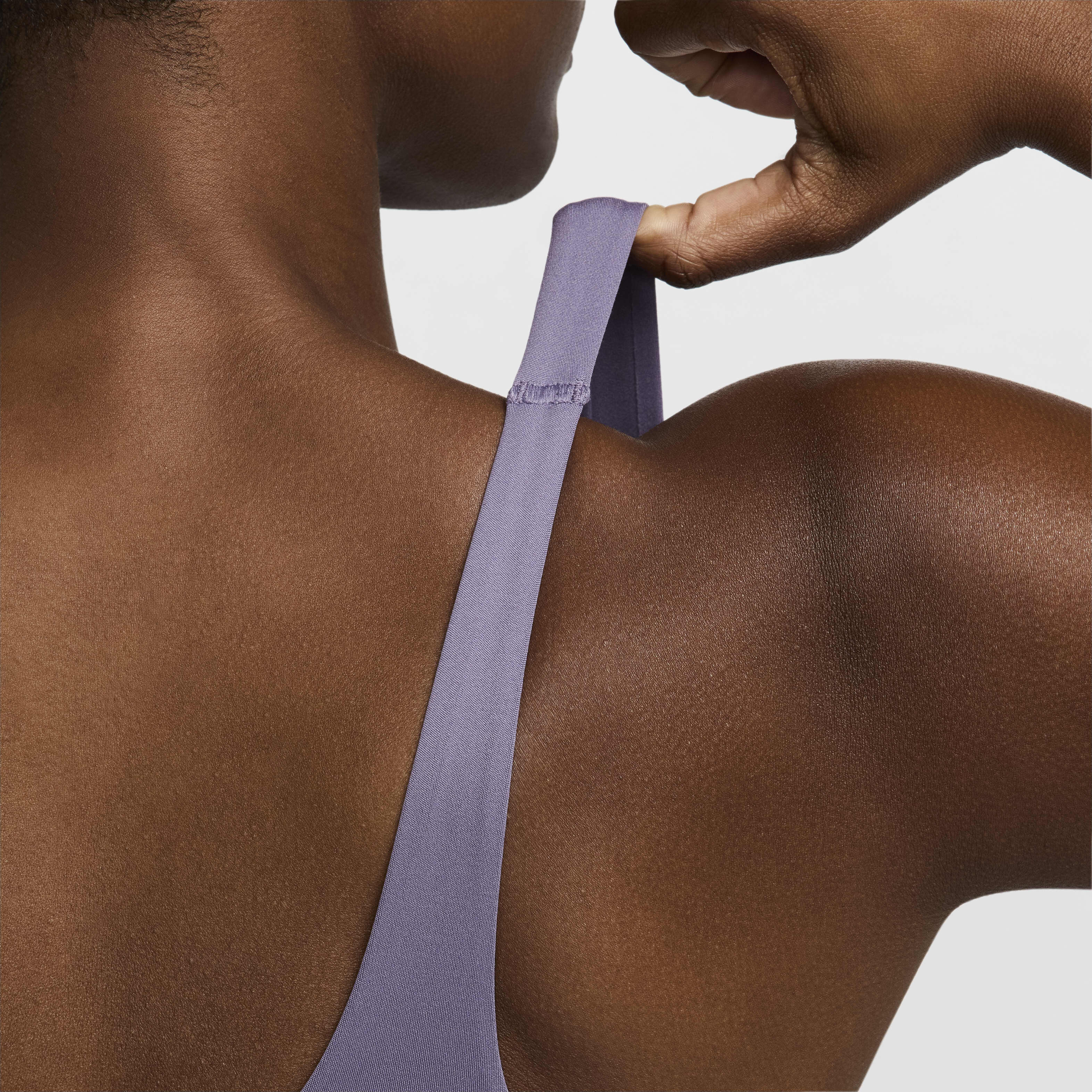 نايكي اليت image number 6