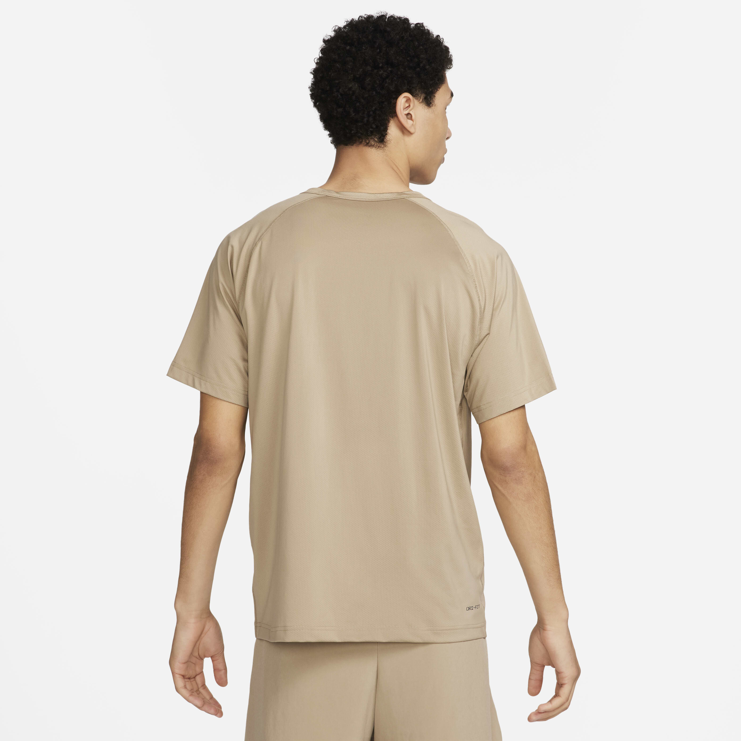 Nike Ready image number 1