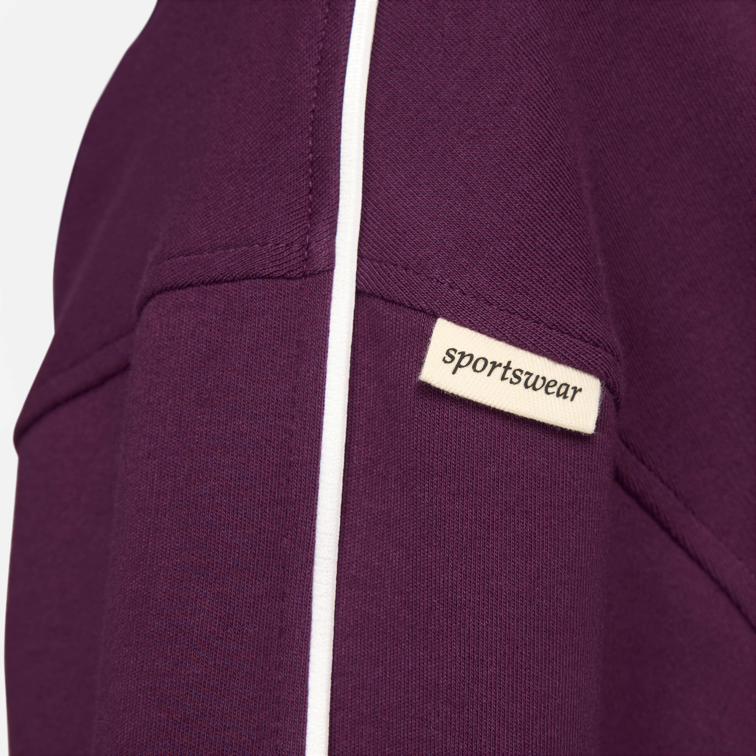 نايكي سبورتسوير كوليكشن image number 4