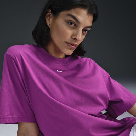 نايكي سبورتسوير ايسنشال نايكي سبورتسوير ايسنشال