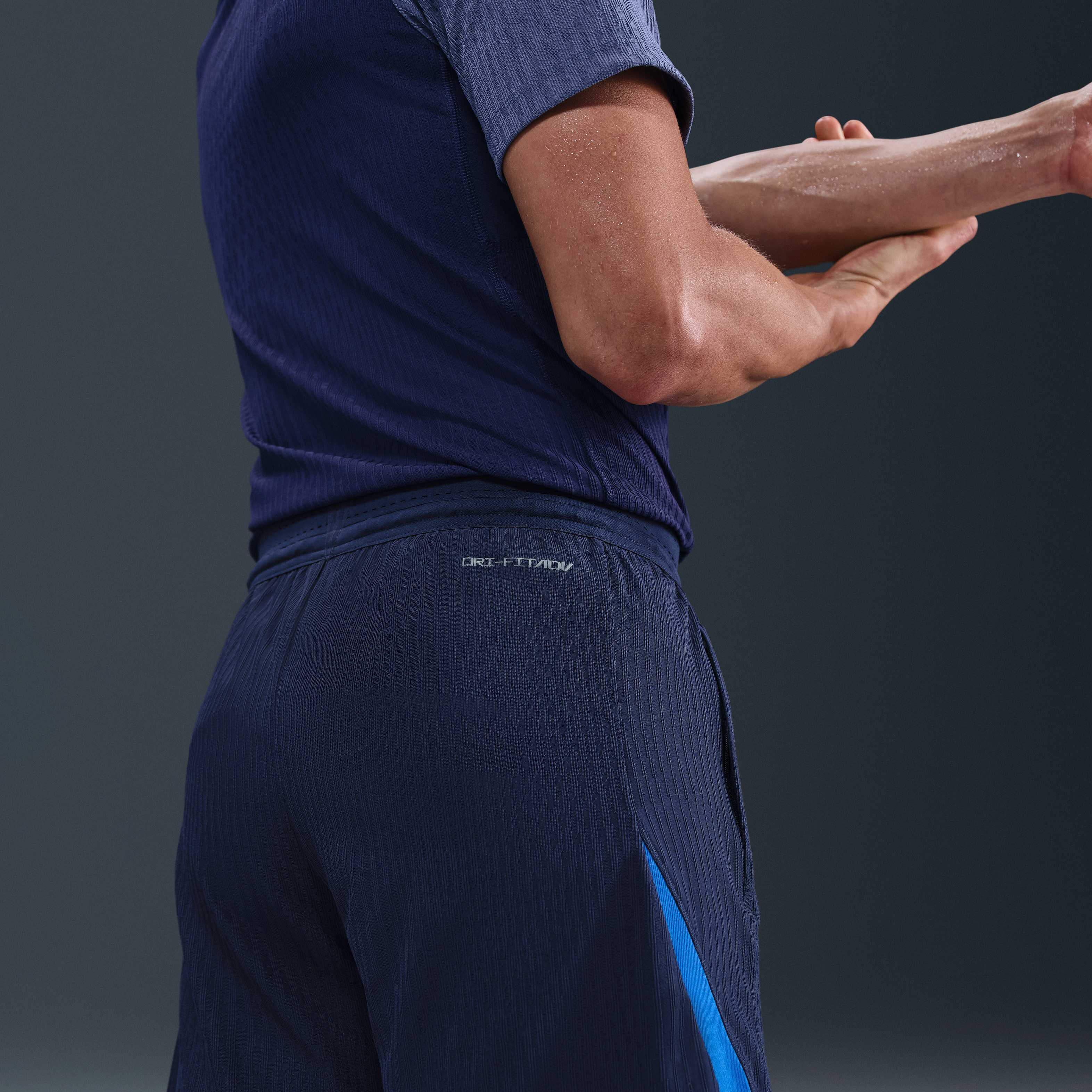 باريس سان جيرمان سترايك ايليت image number 2