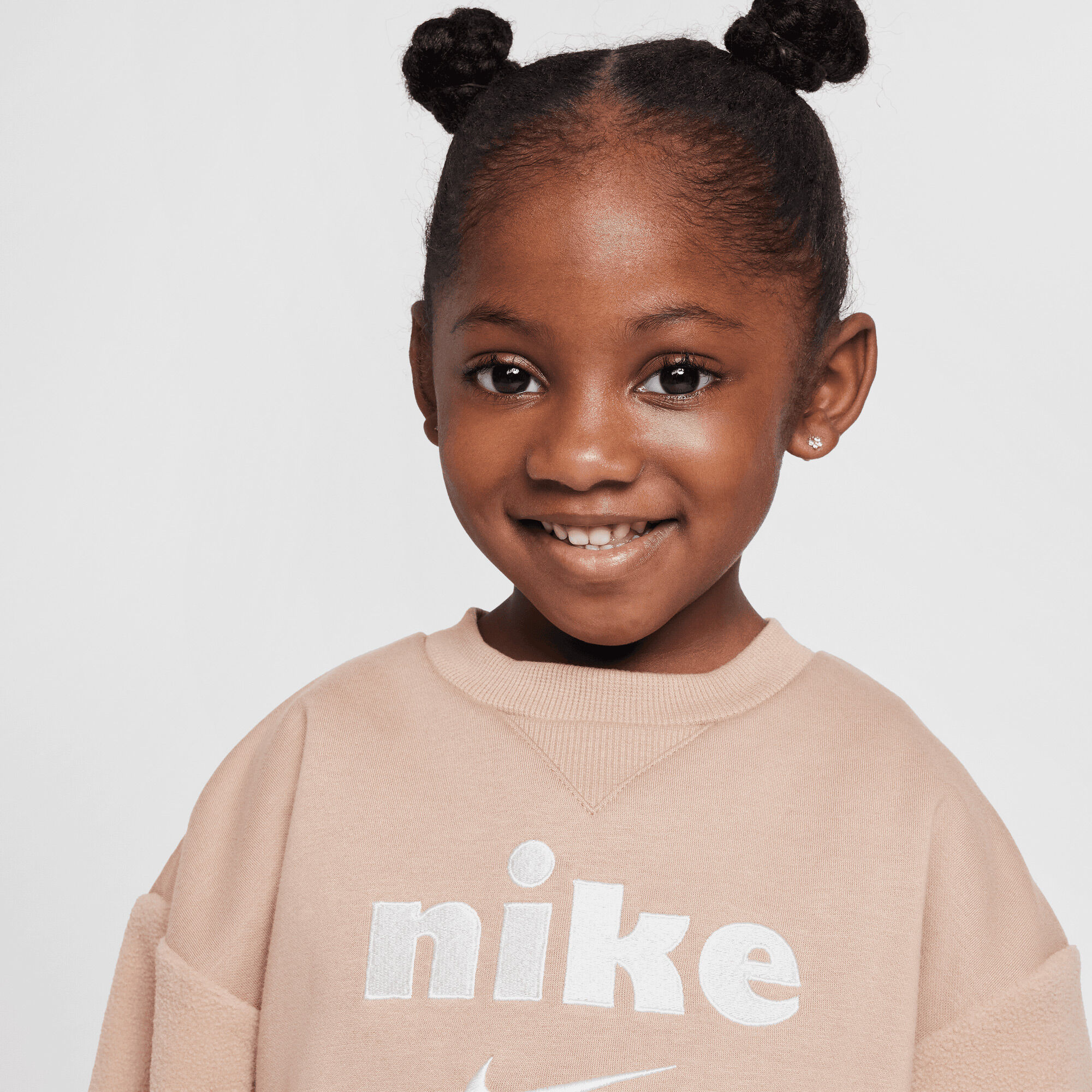 Nike Cozy Comfort image number 2