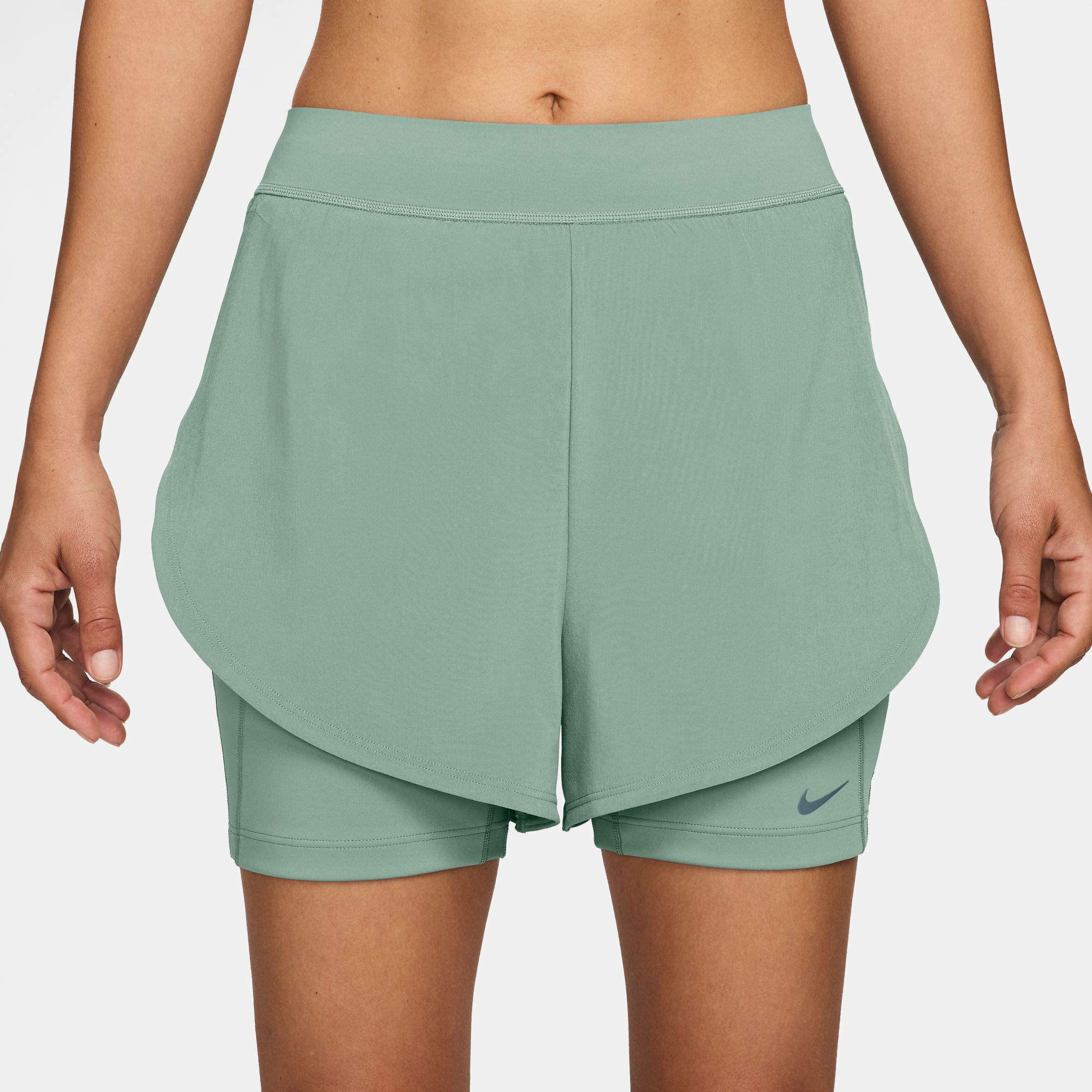 Nike Universa image number 0