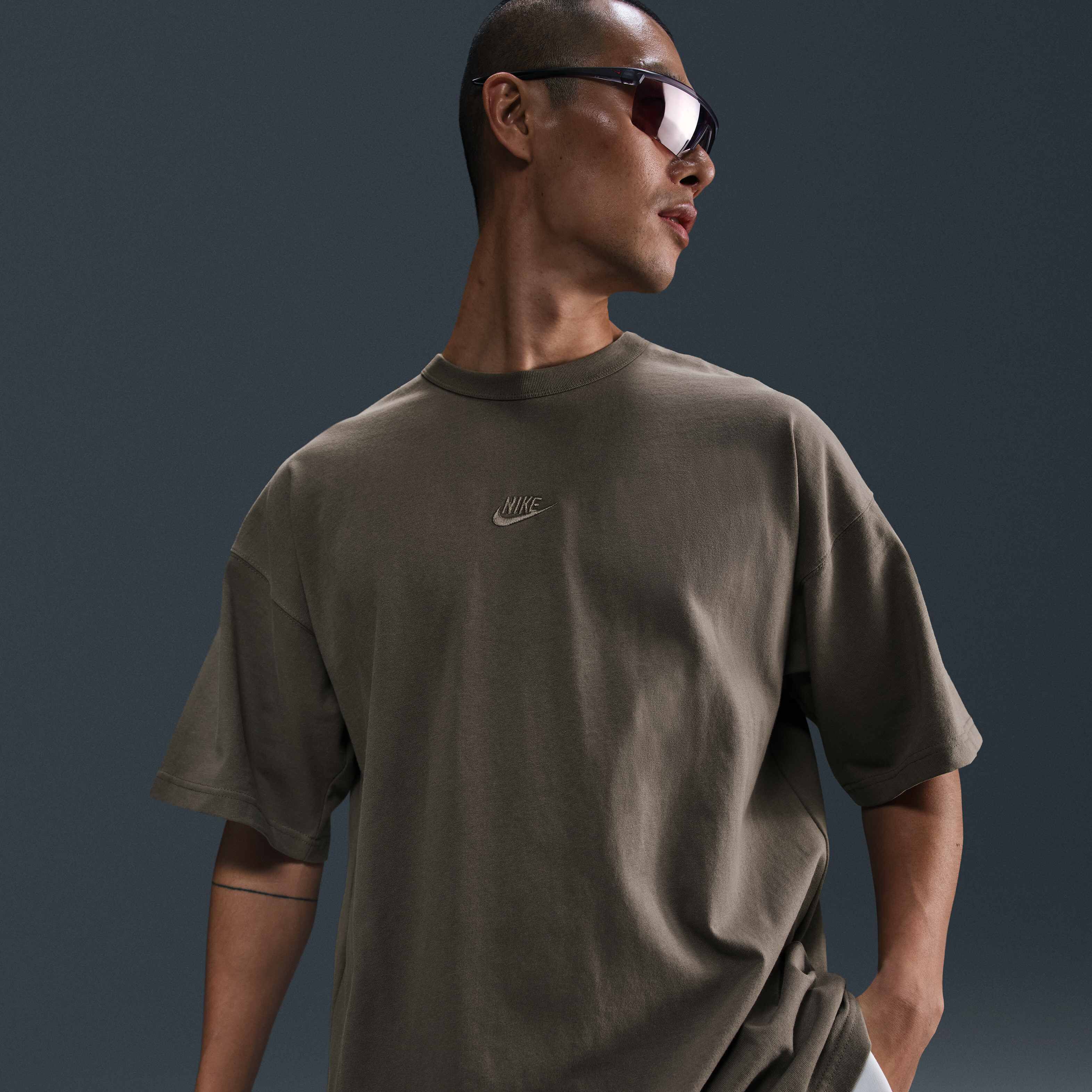 Nike Sportswear Premium Essentials image number 0