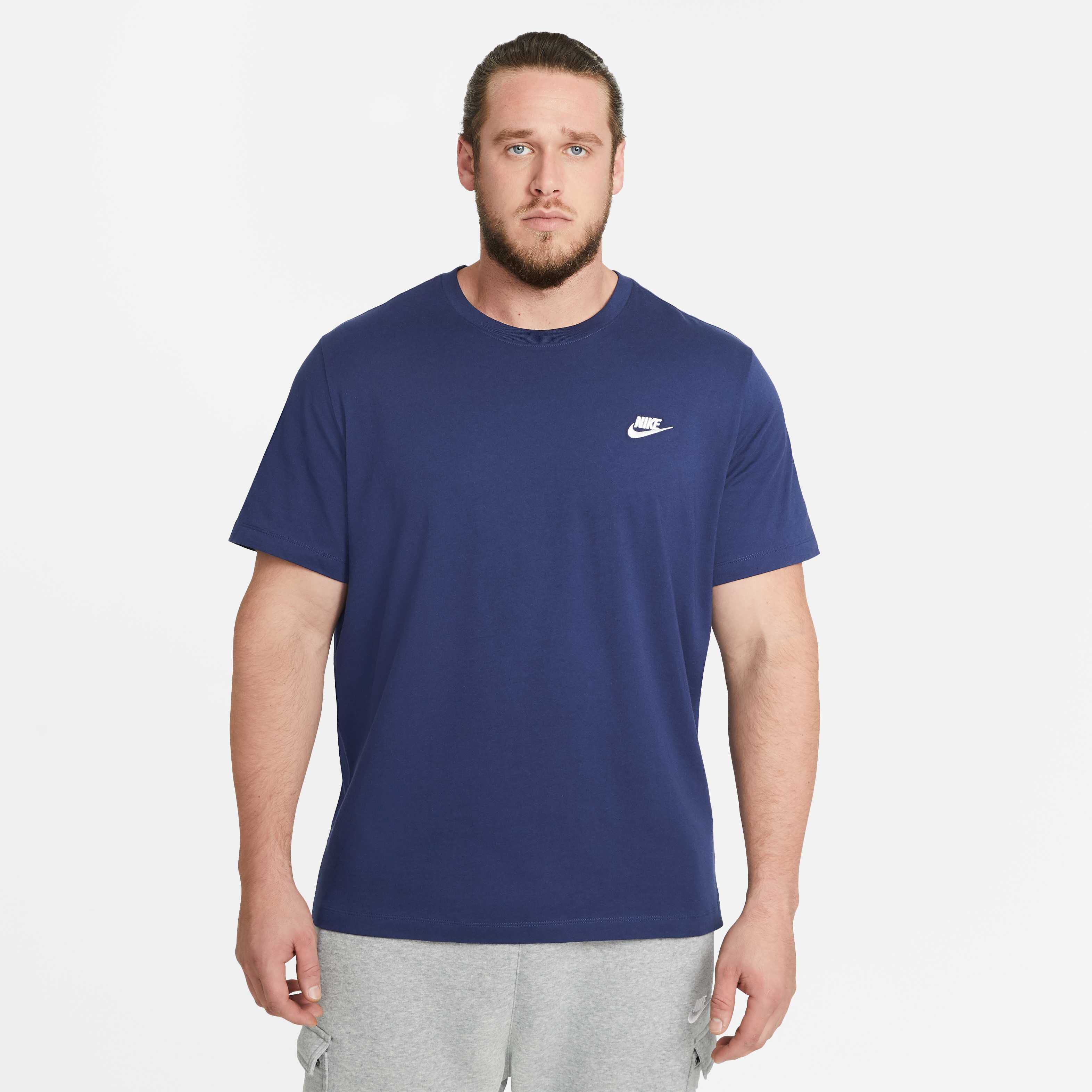 نايكي سبورتسوير كلوب image number 5