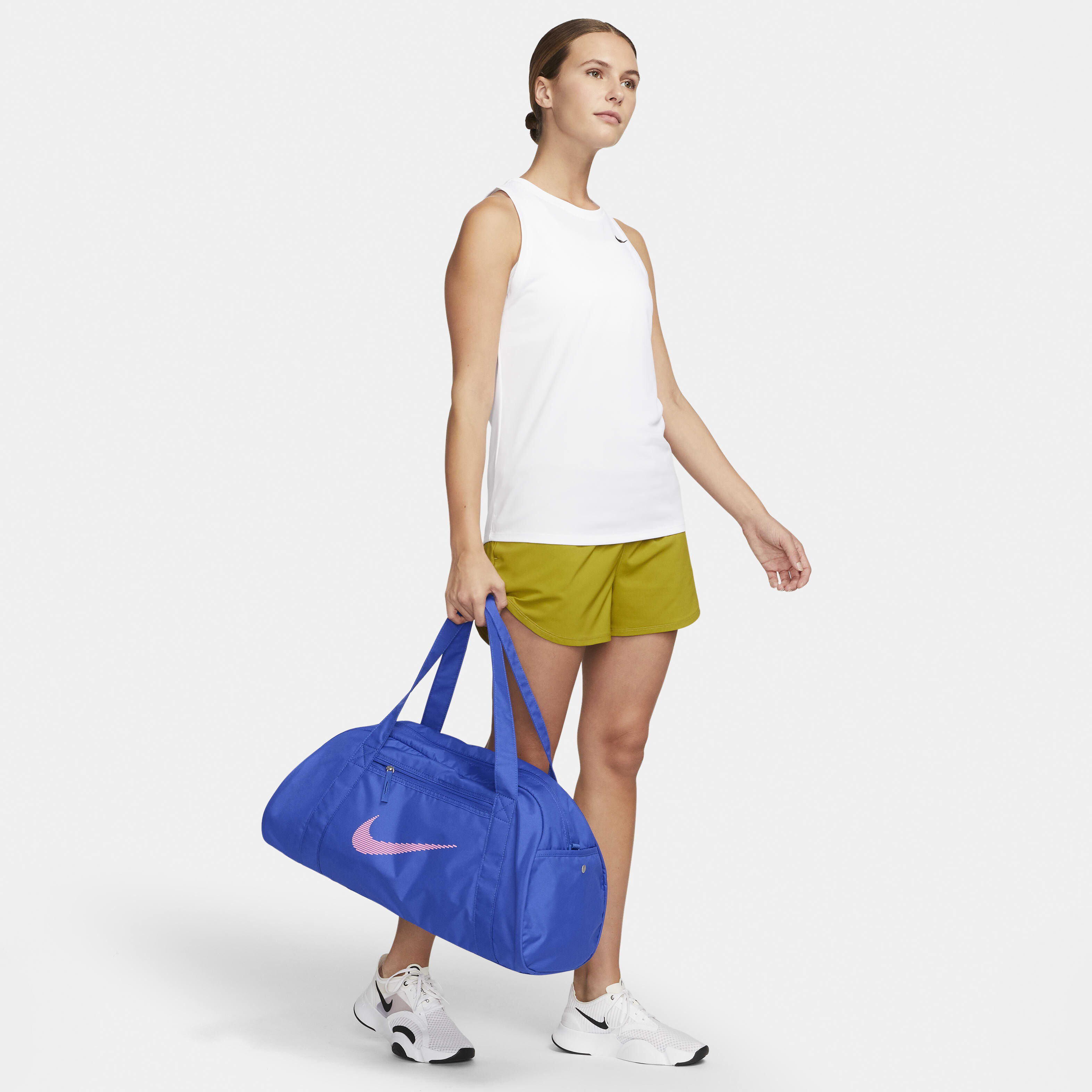 نايكي جيم كلوب image number 10