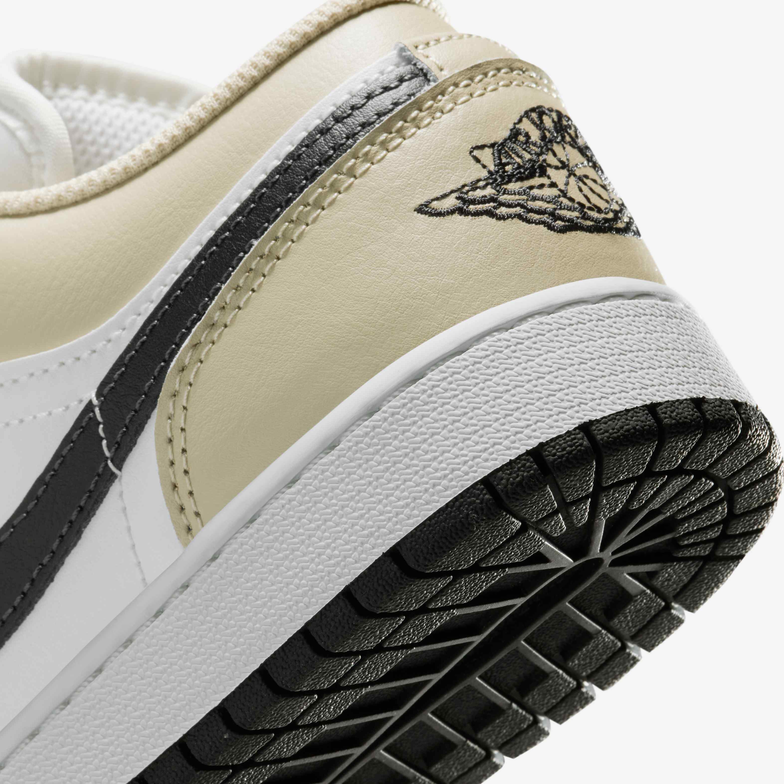 Air Jordan 1 Low image number 7