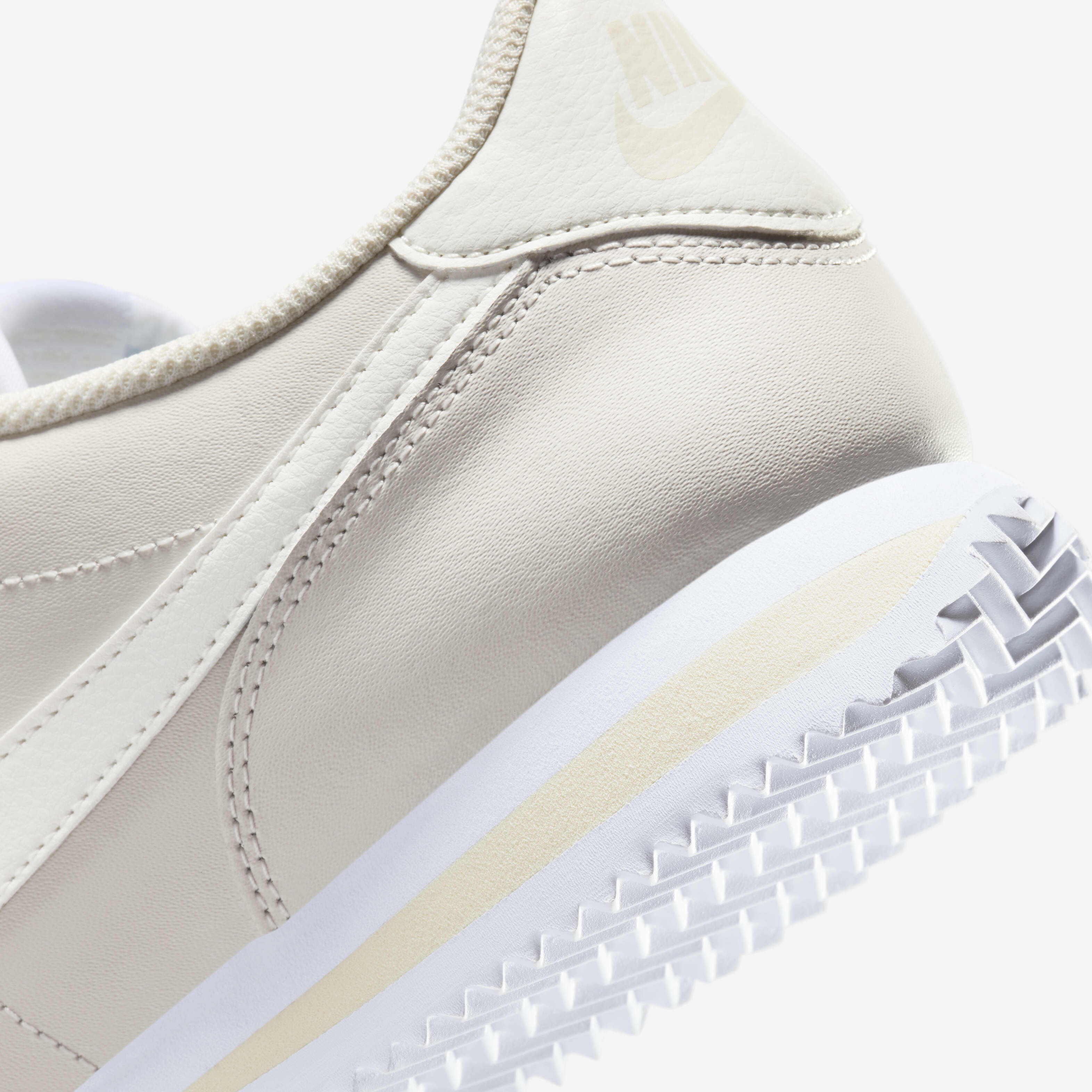 Nike Cortez Leather image number 7