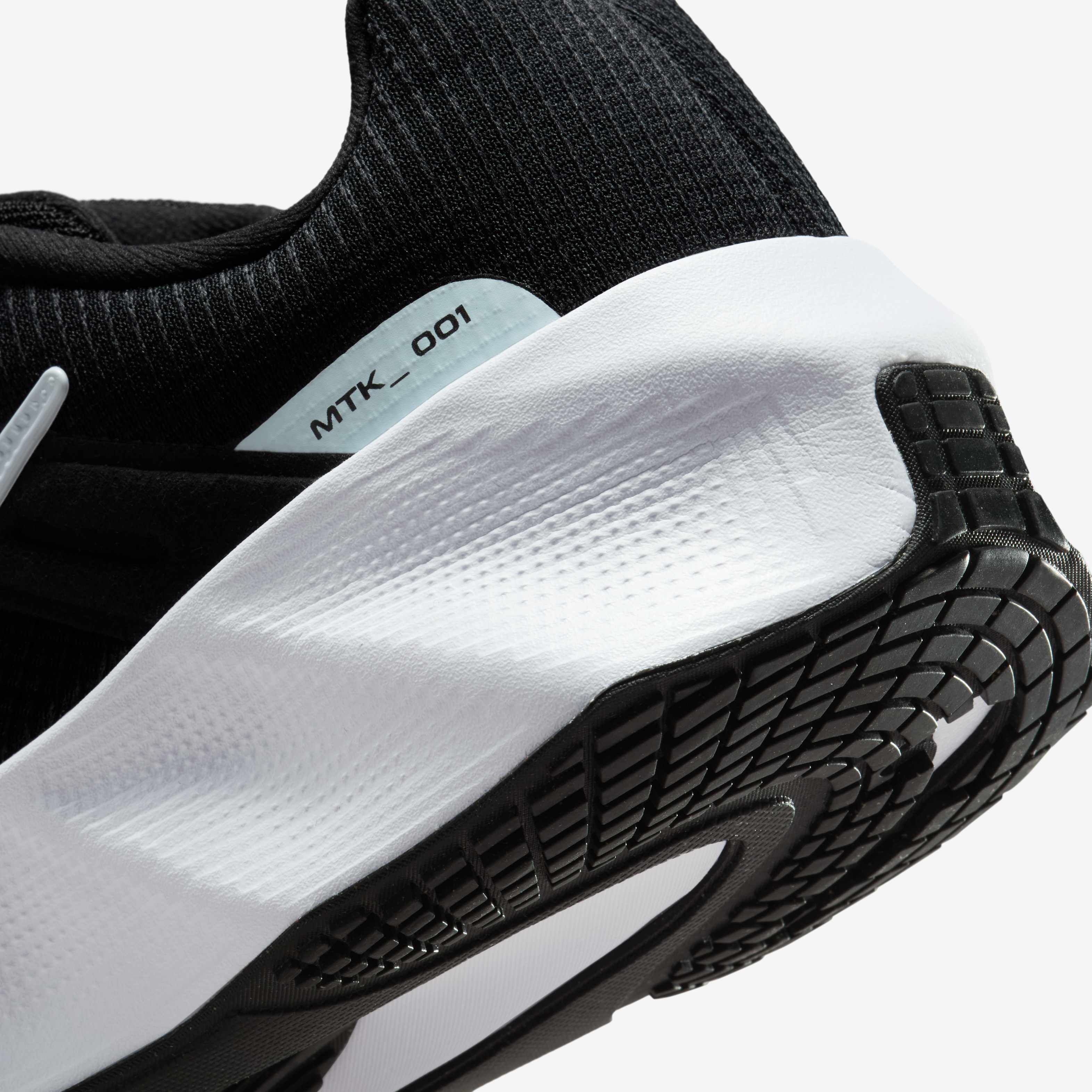 نايكي ميترو تك image number 7