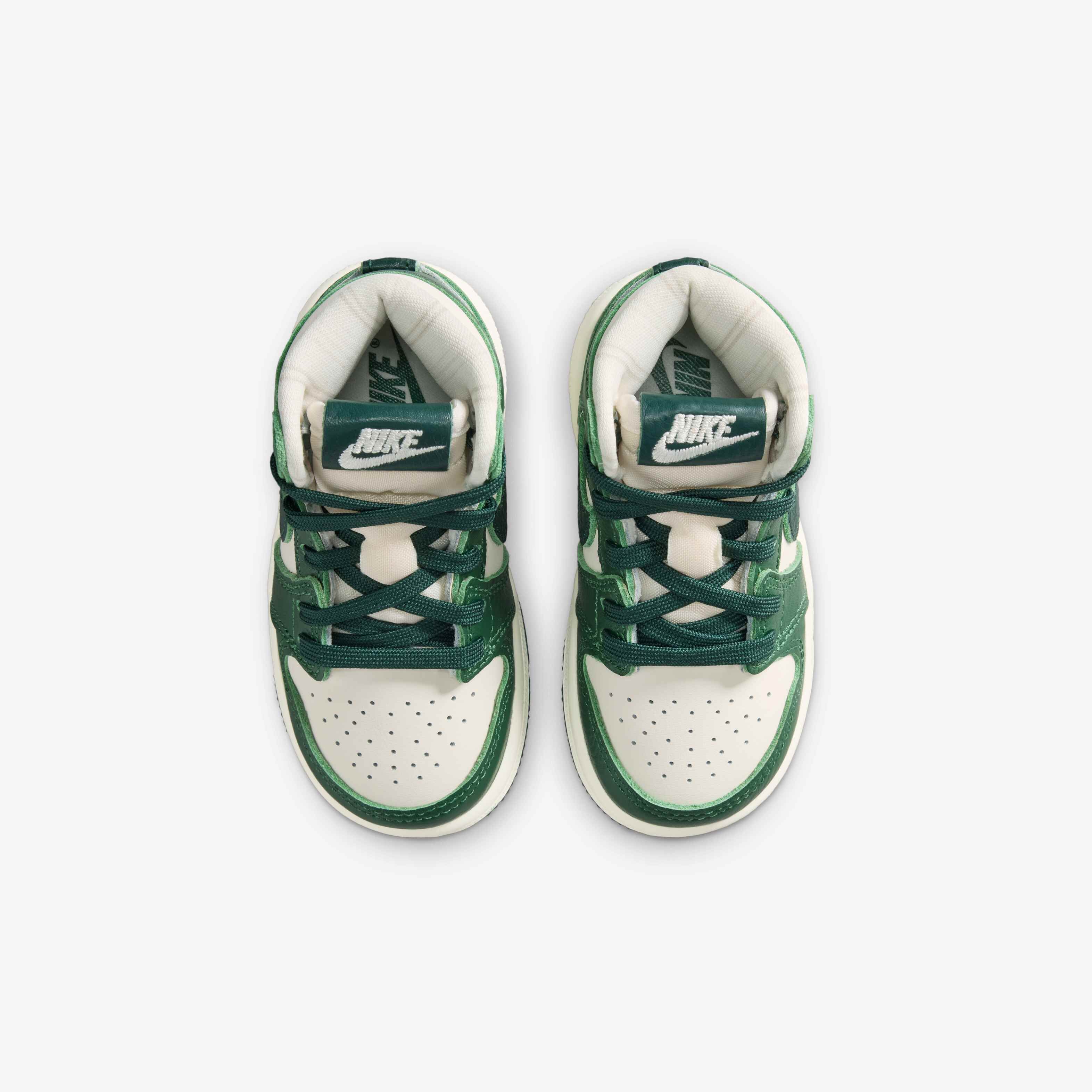 Jordan 1 Retro High OG 'Pro Green' image number 3