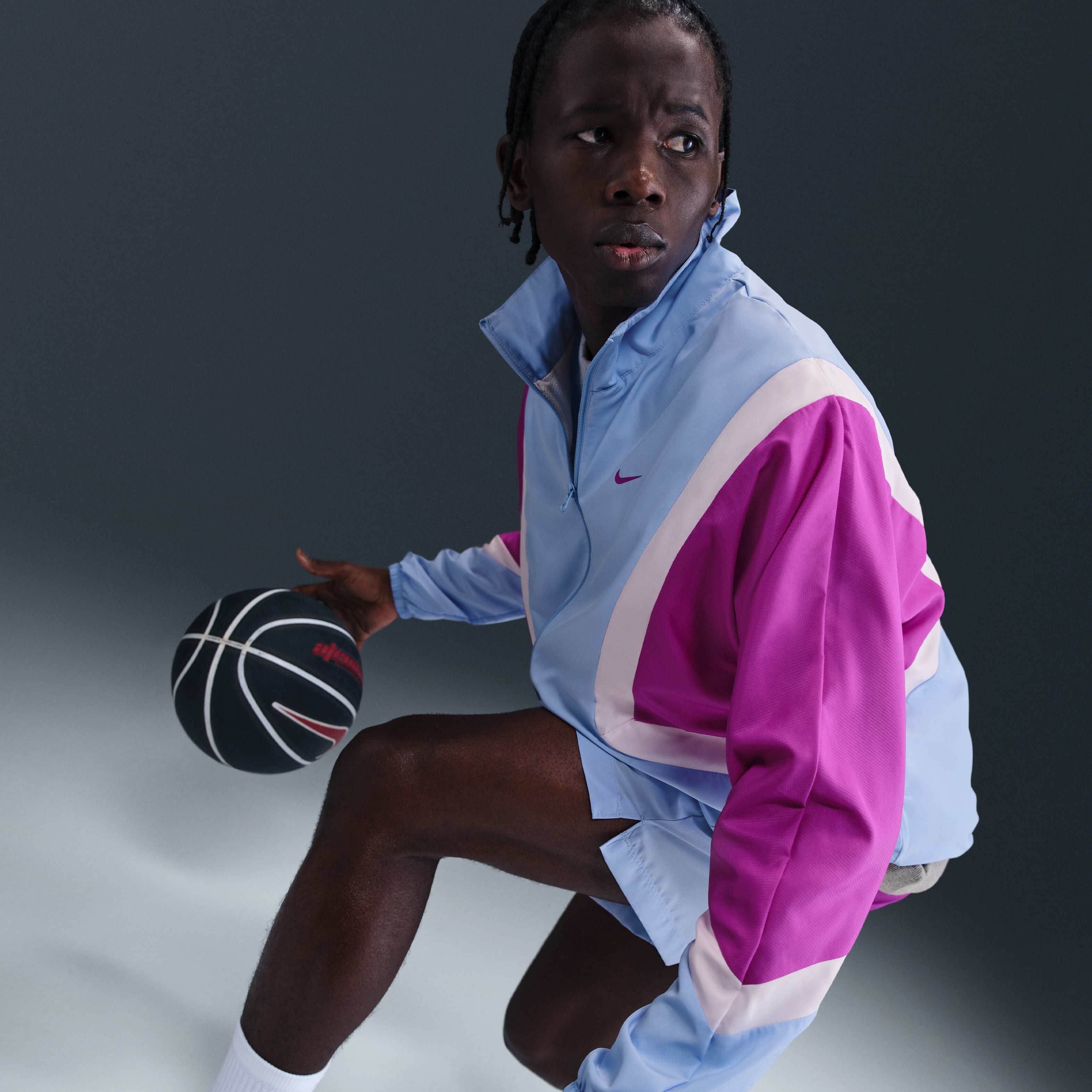 Nike Icon image number 2