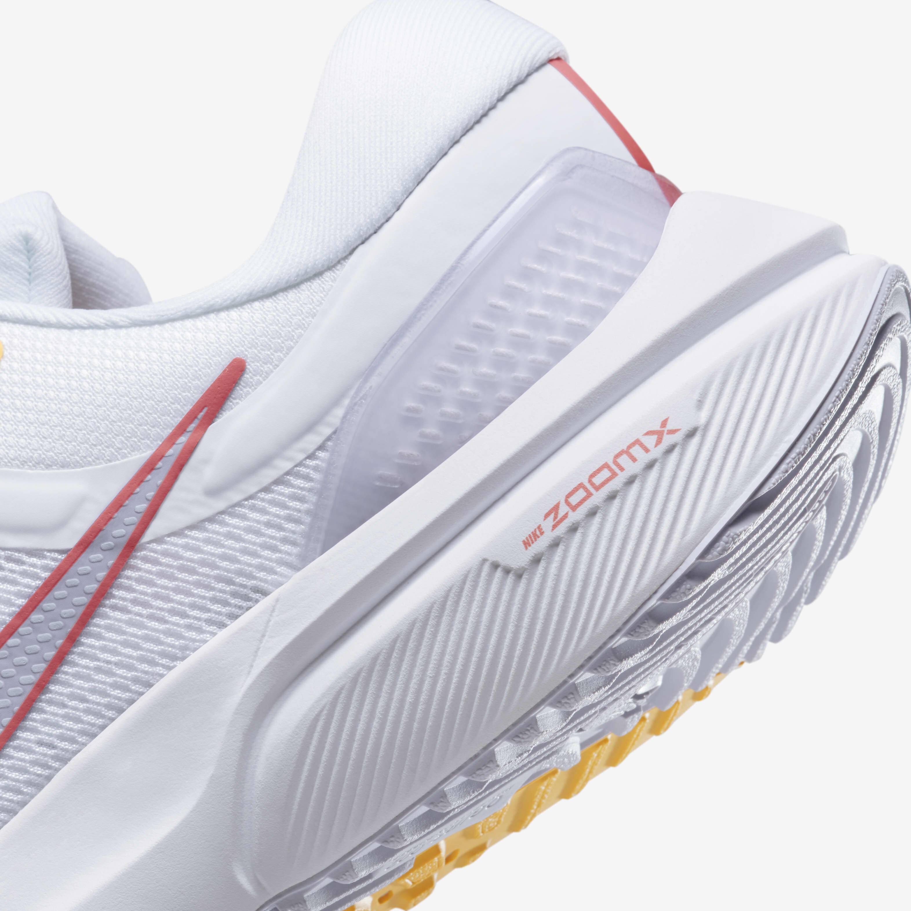 Nike Vomero 16 image number 7