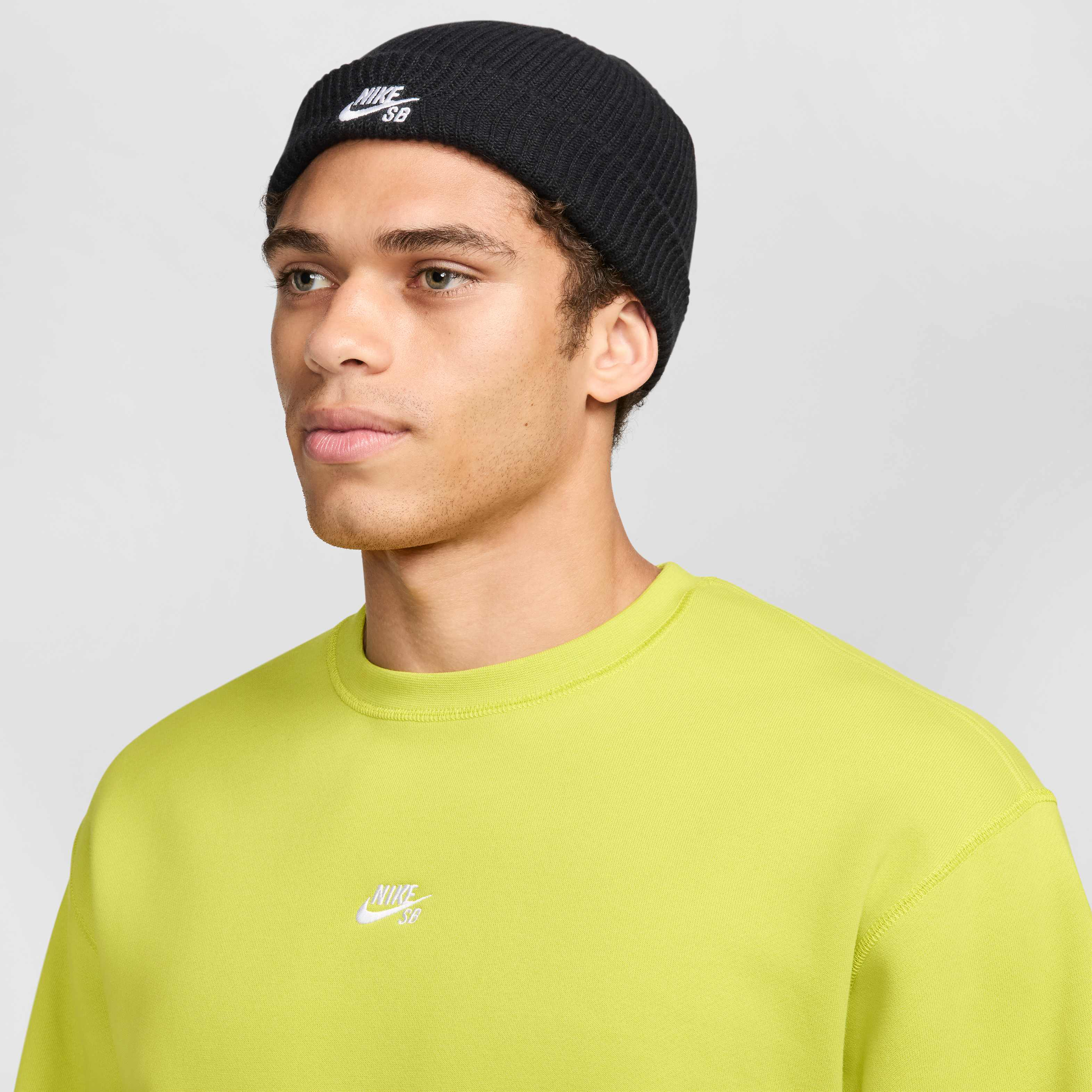 Nike Terra image number 0