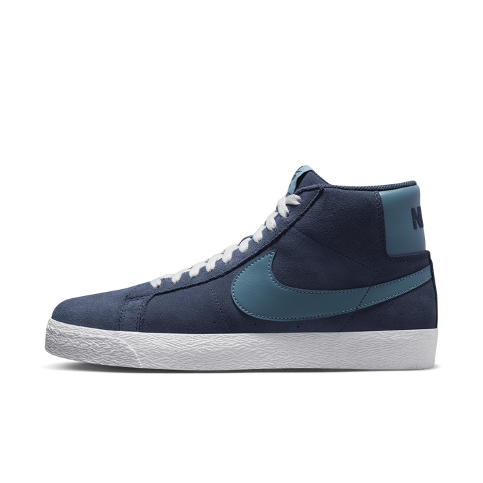 Nike blazer mid skate deals