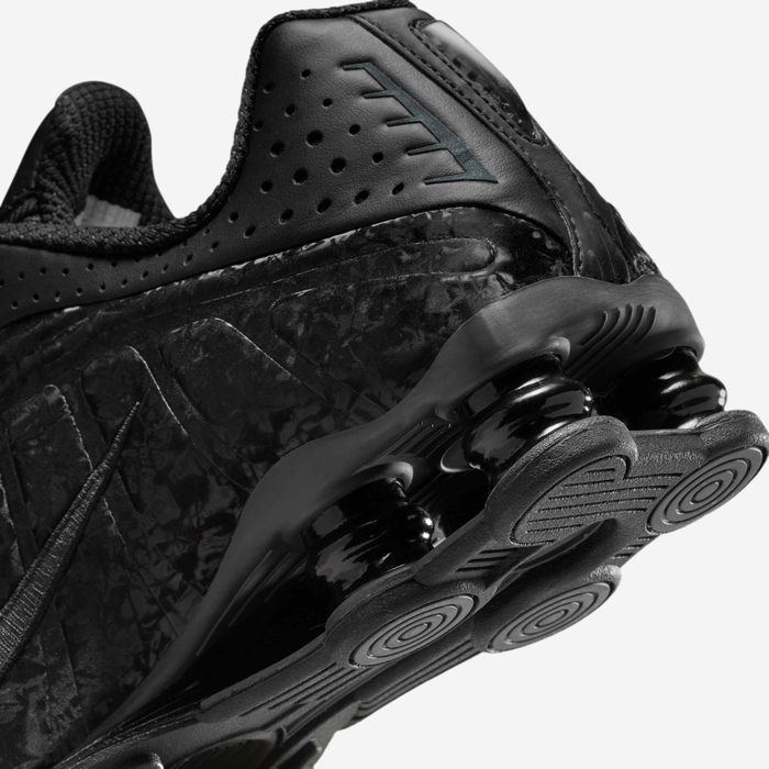 Nike Shop R4 Buy Nike Shox R4 Women's Shoes - Black/Dark Smoke Grey @ Nike UAE