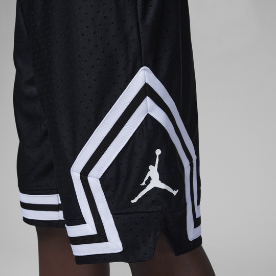 Shop Jordan Dri-FIT Older Kids' (Boys) Mesh Shorts | Nike UAE