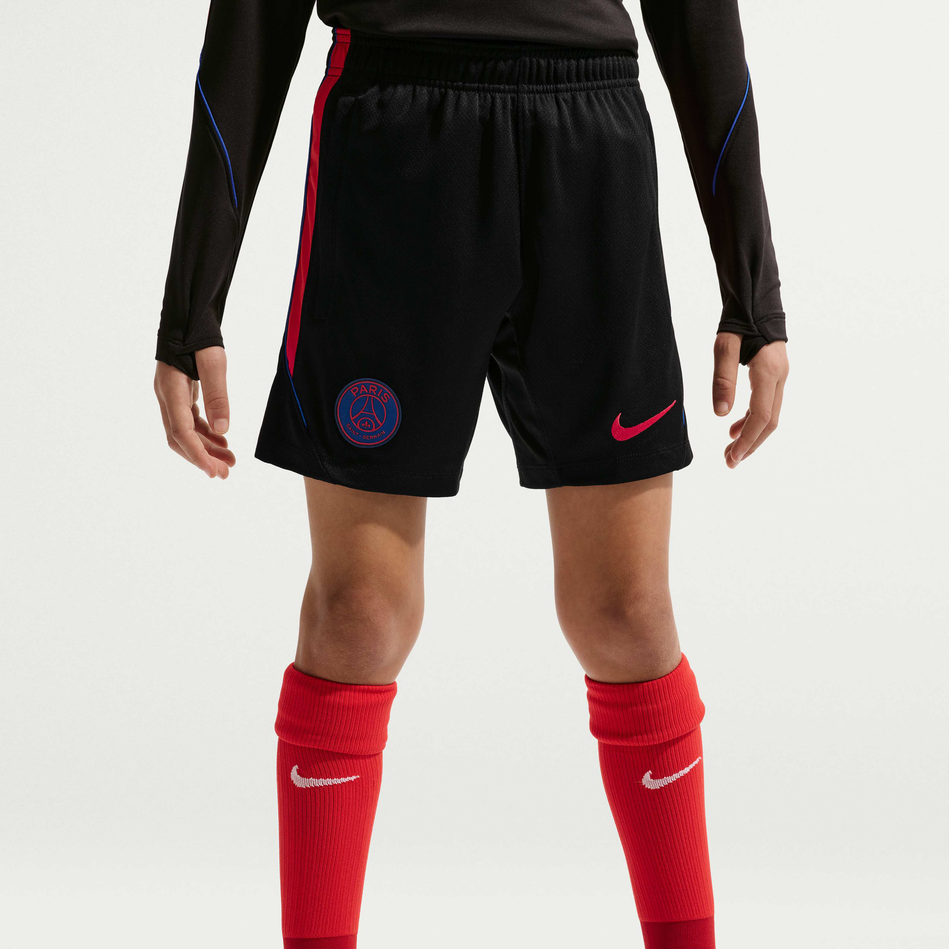Paris Saint-Germain Strike image number 1