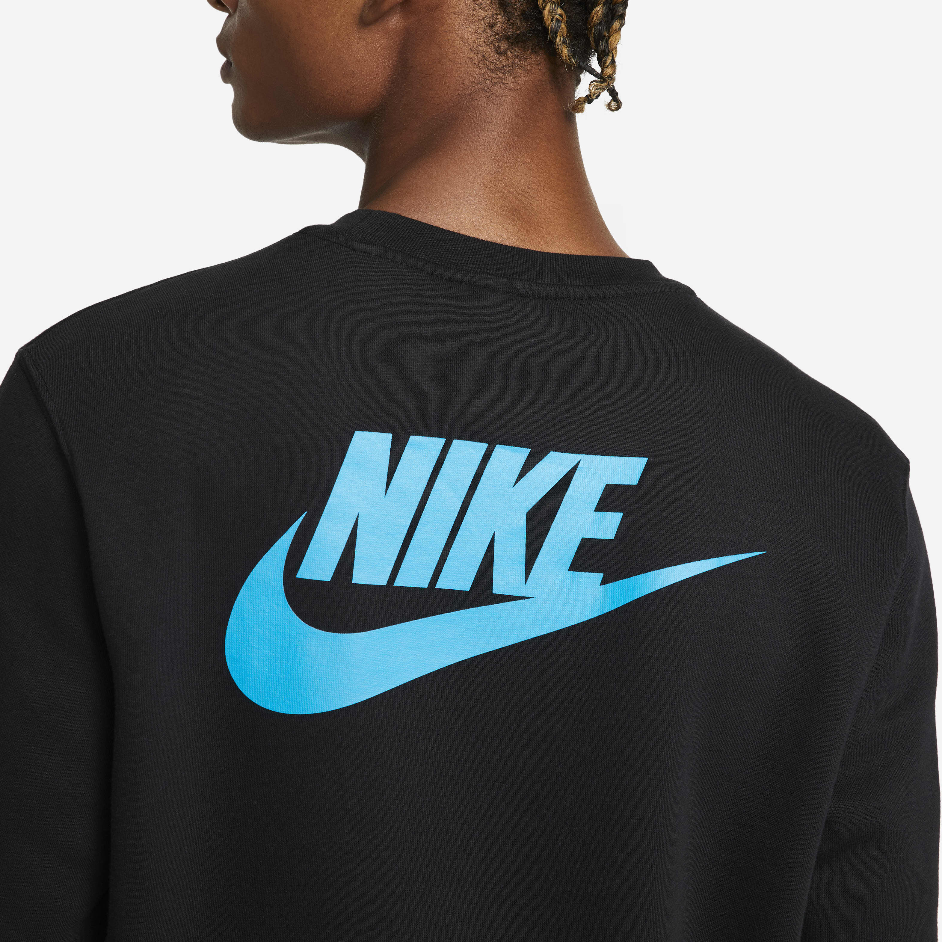 نايكي سبورتسوير ستاندرد ايشيو image number 4