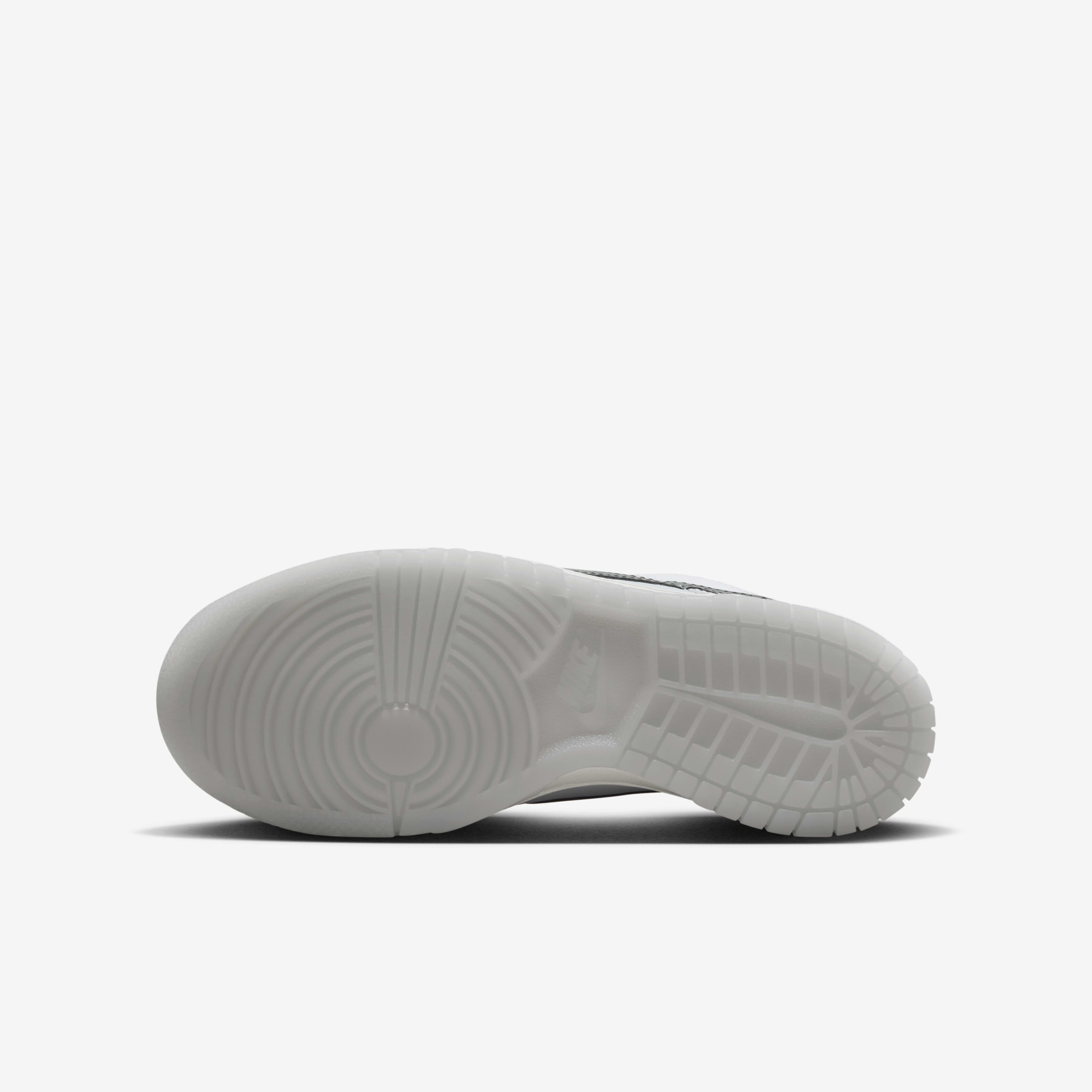 Nike Dunk Low image number 1