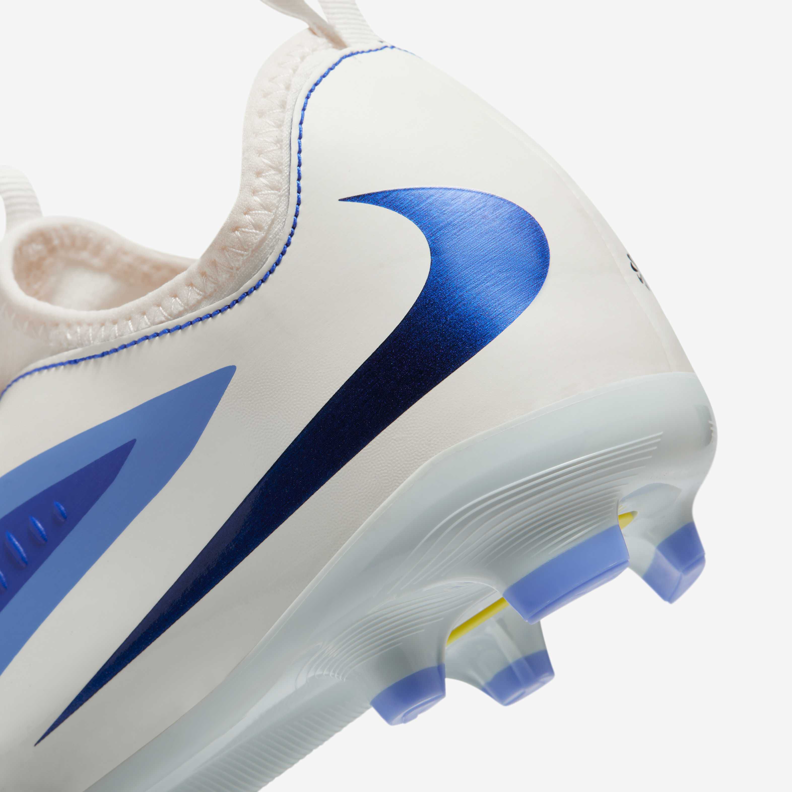 Nike Jr. Phantom 6 Low Academy LV8 image number 8