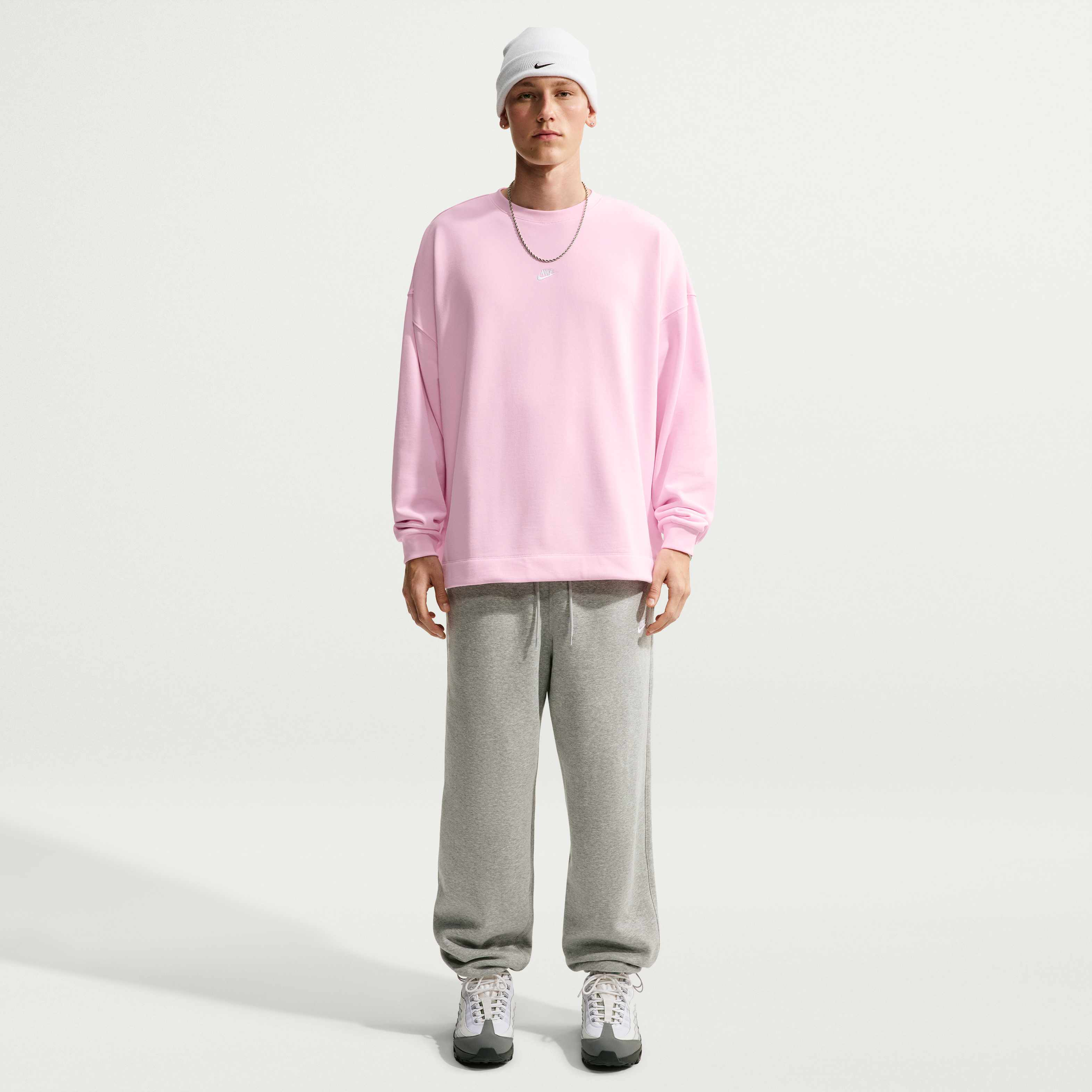 Nike Sportswear Club image number 3