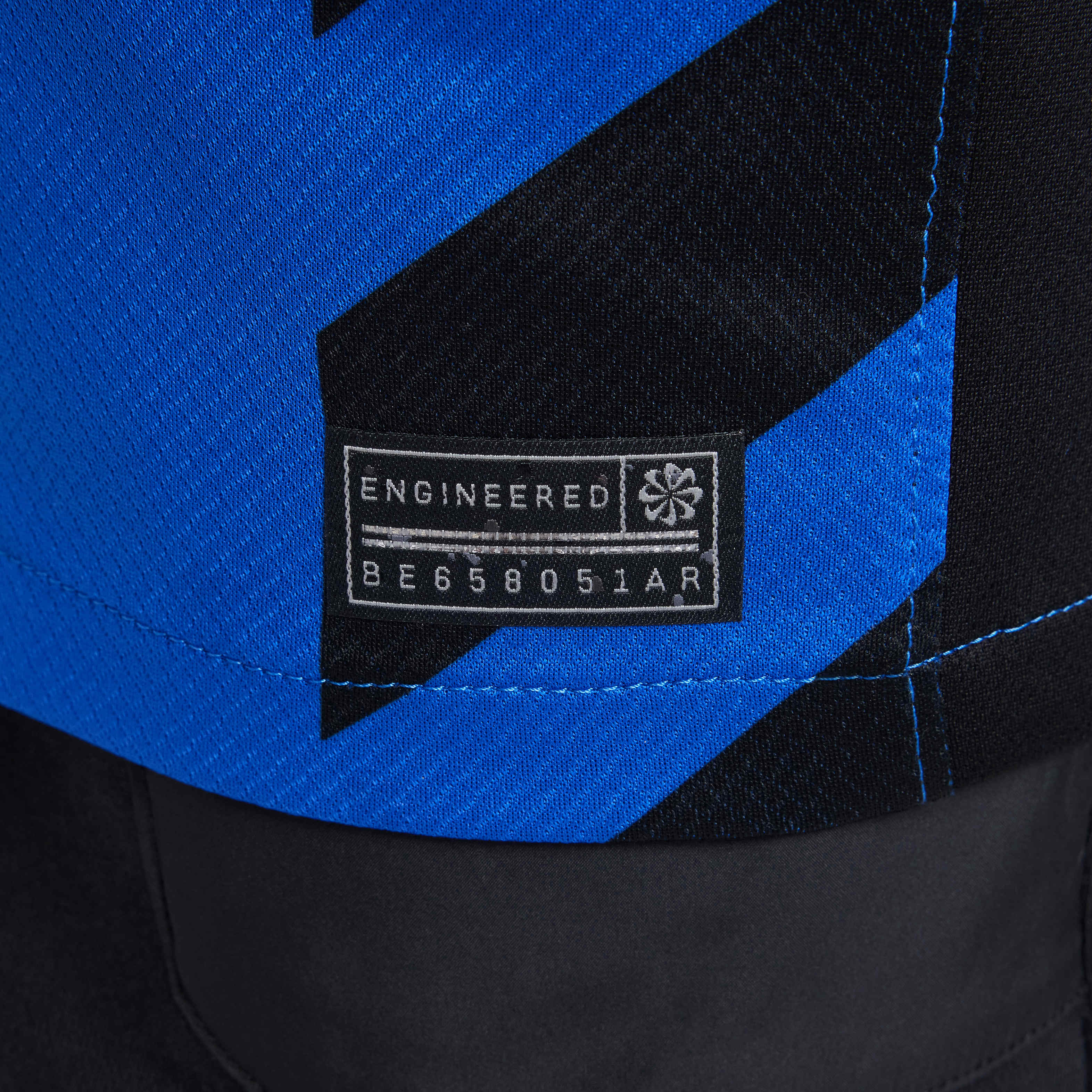 إنتر ميلان 2024/25 ستيديوم الأساسي image number 4