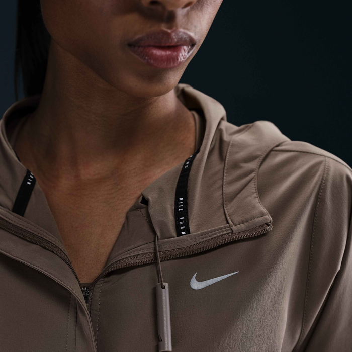 نايكي سويفت image number 5 نايكي سويفت image number 5