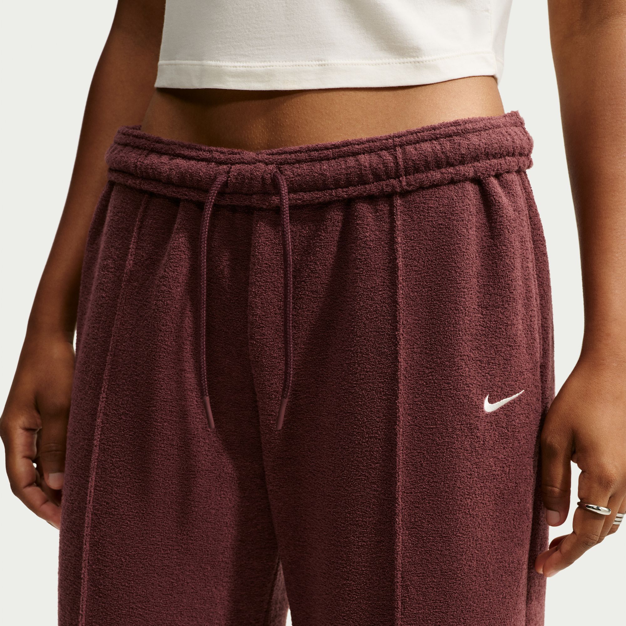 Nike Studio Fleece Medium-Weight Plush image number 5