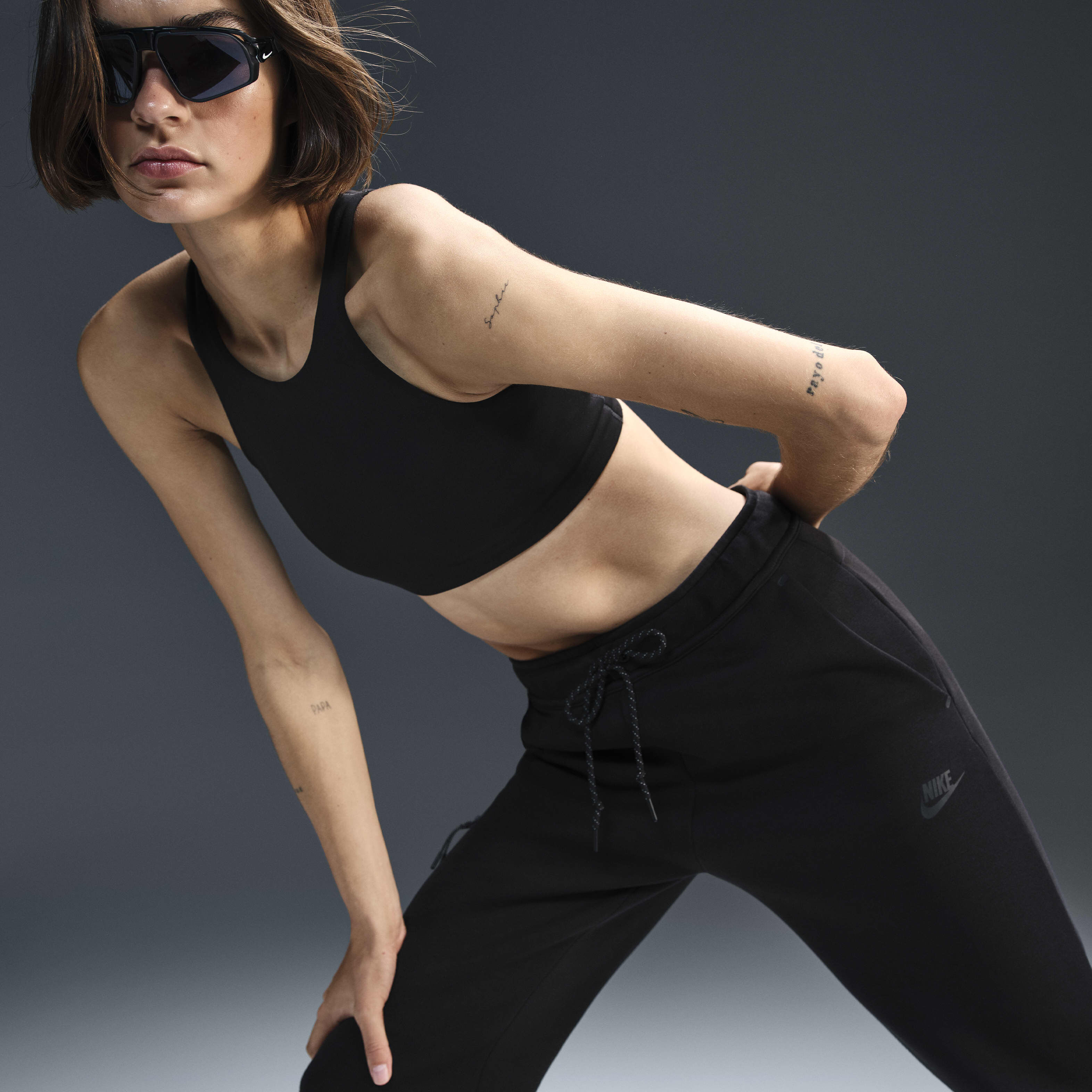 نايكي سبورتسوير تك فليس image number 1