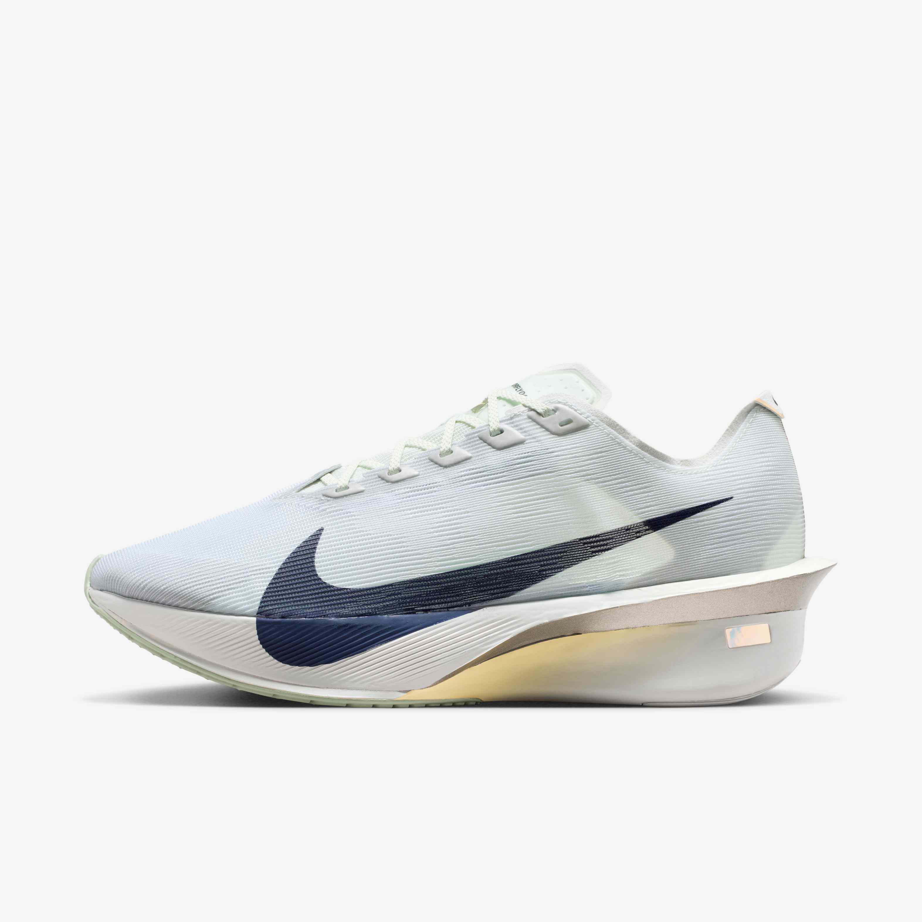 Nike Vaporfly 4  image number 0